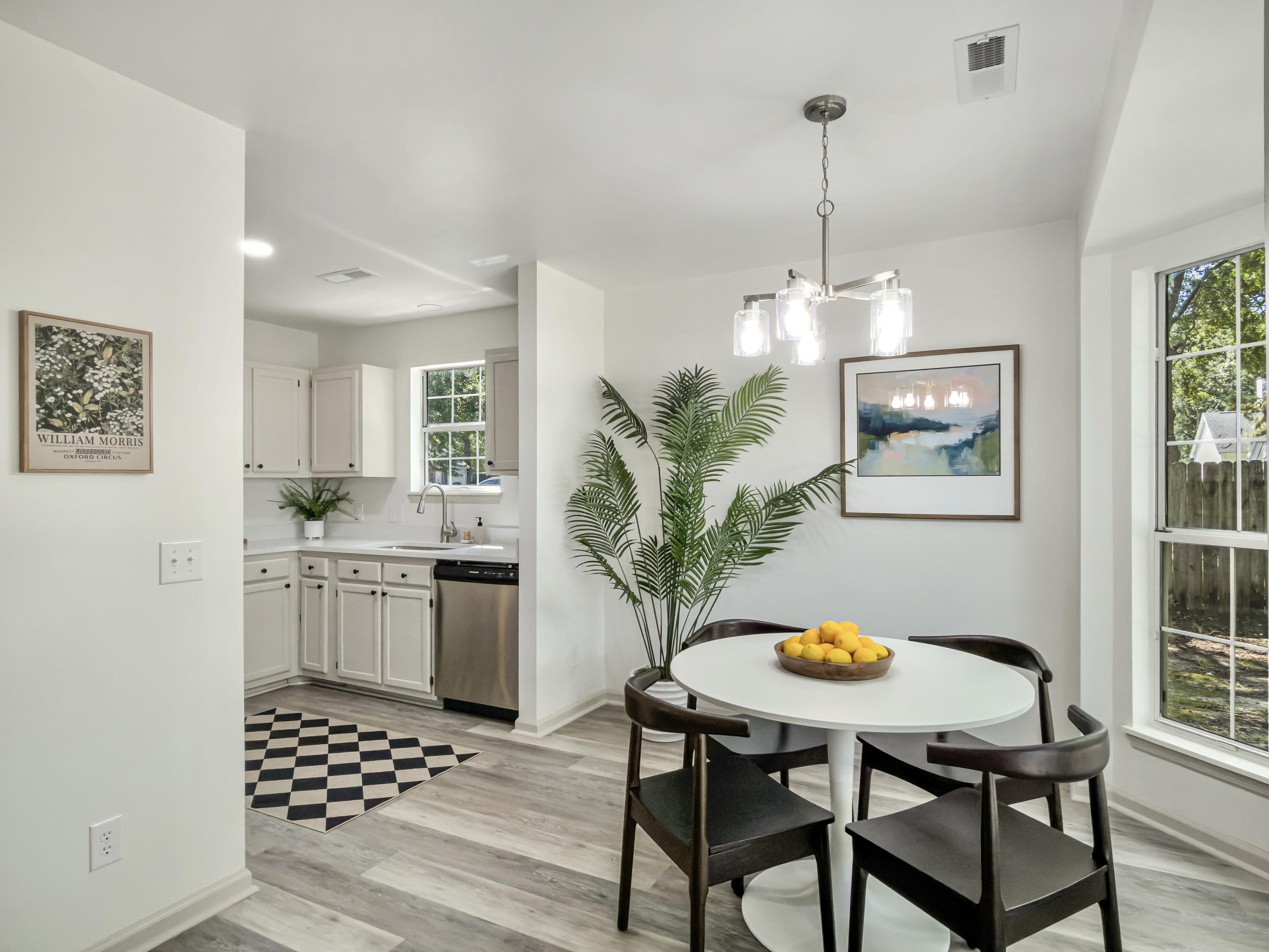 8503 William Moultrie Drive