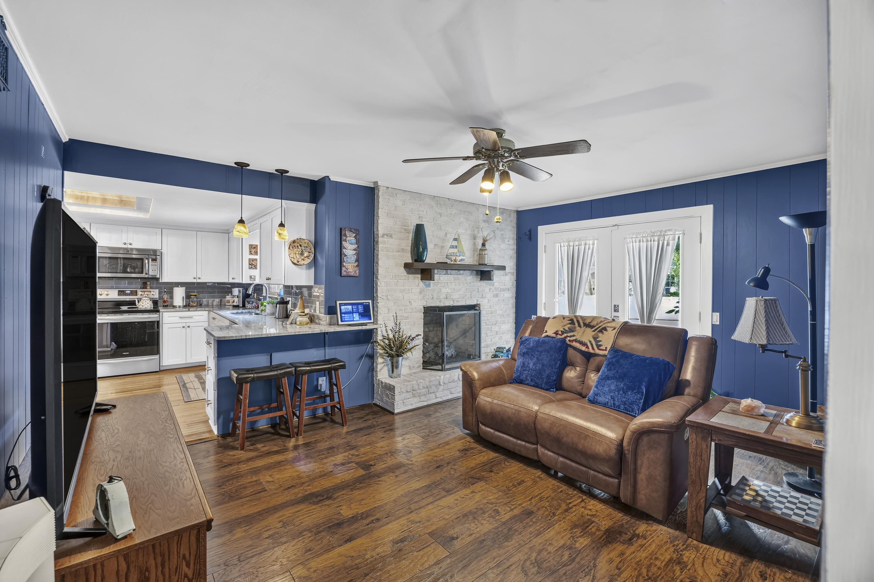 407 Rose Lane
