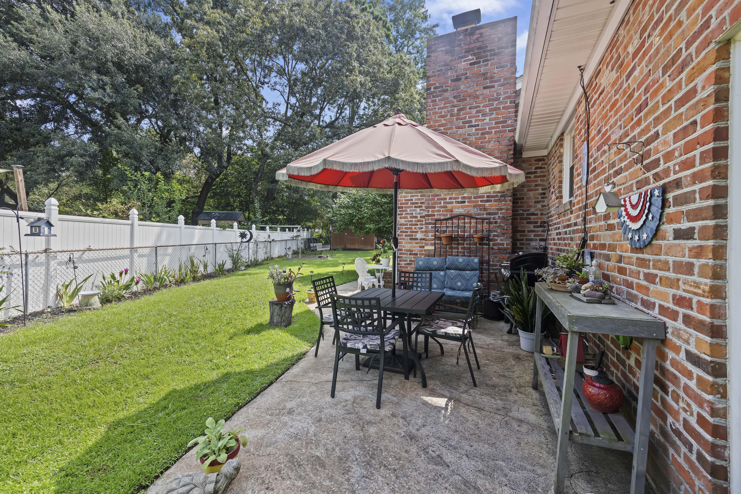 407 Rose Lane