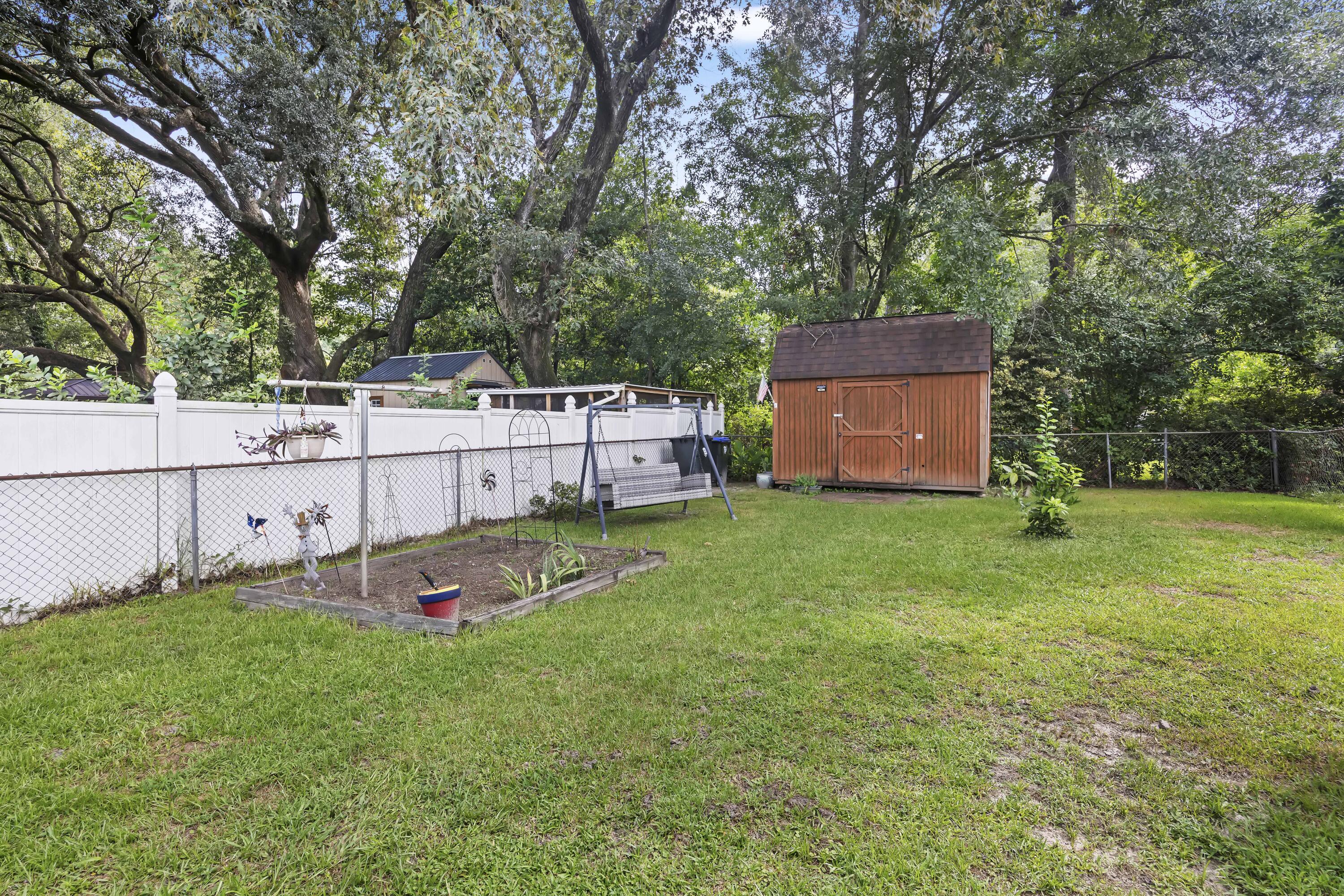 407 Rose Lane