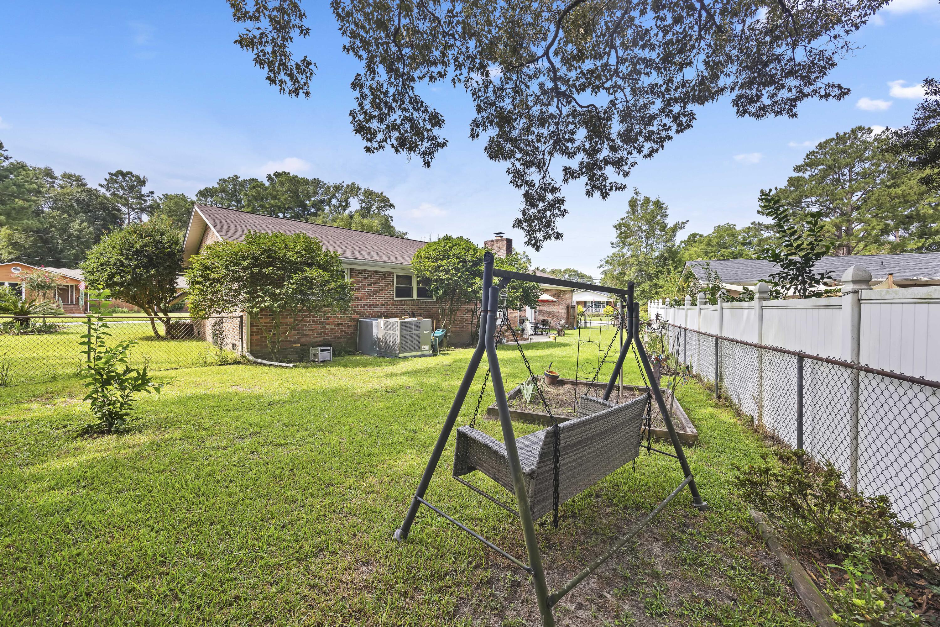 407 Rose Lane