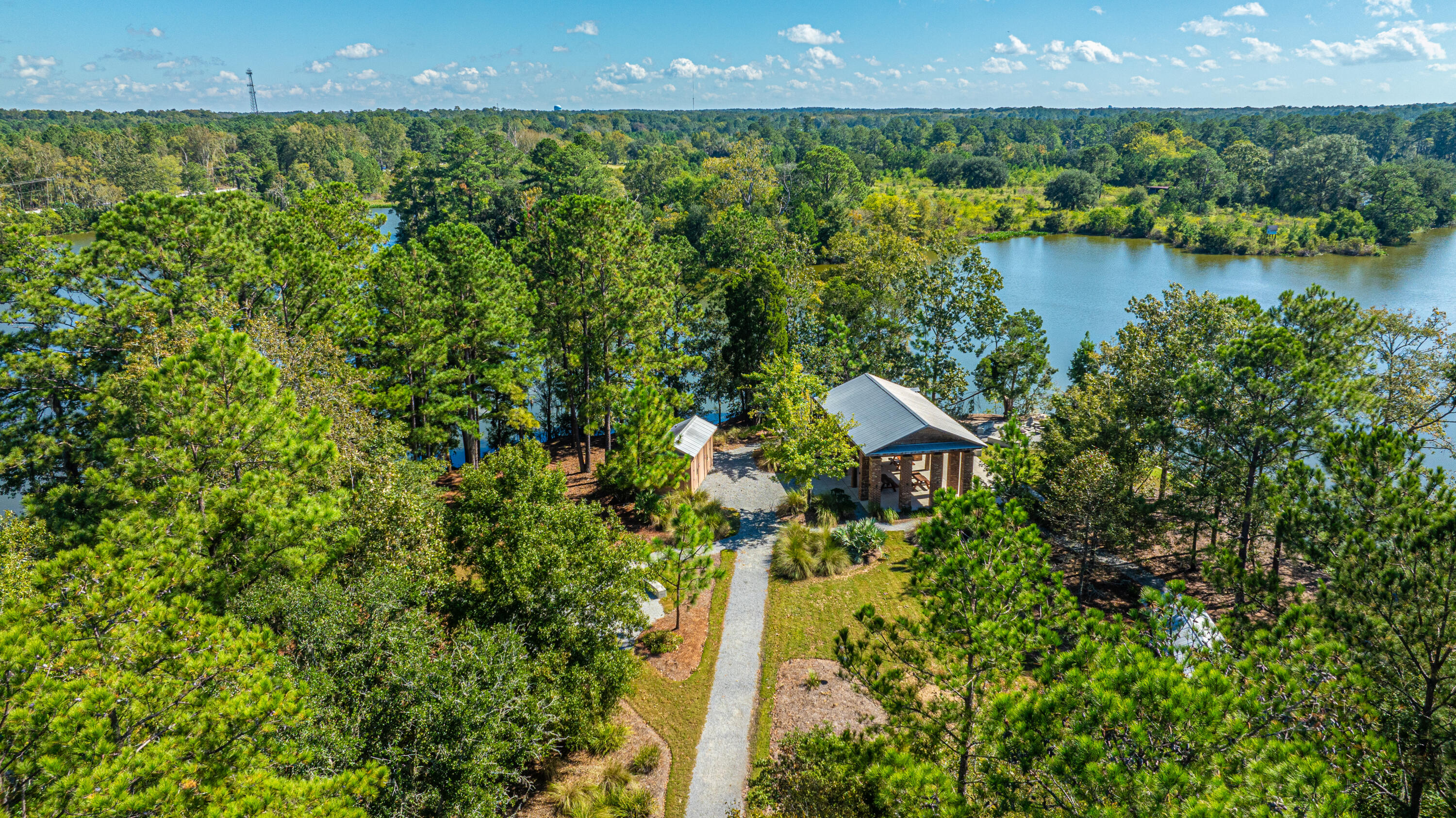 1146 Glorious Way