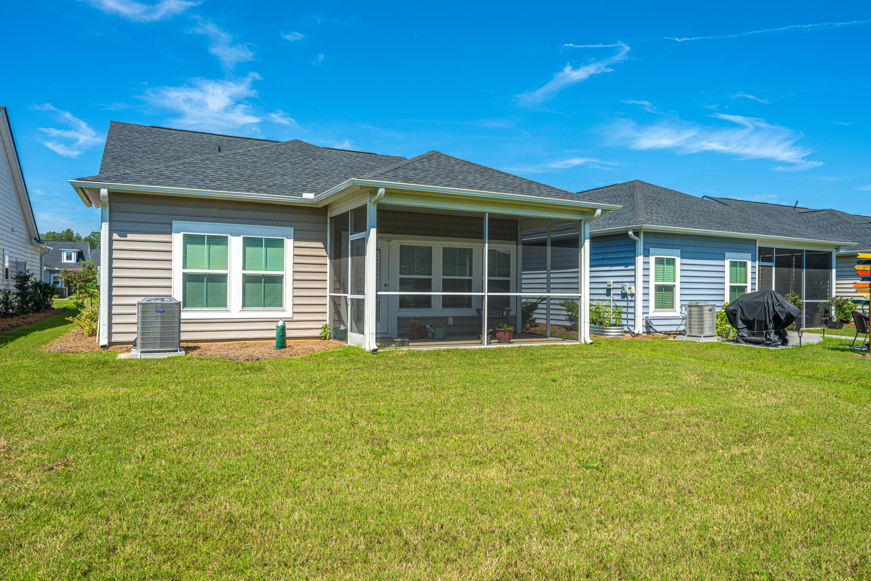1146 Glorious Way