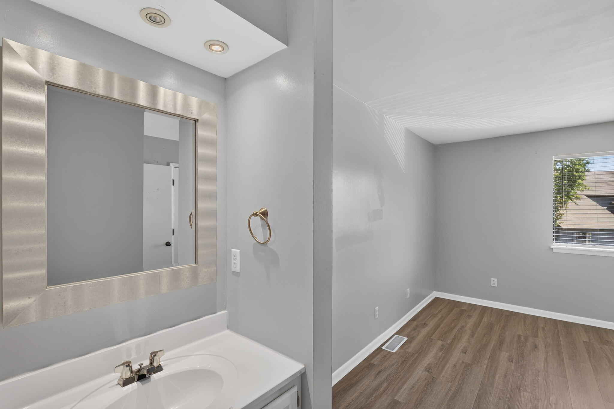 1530 Fort Johnson Road Apt 1l