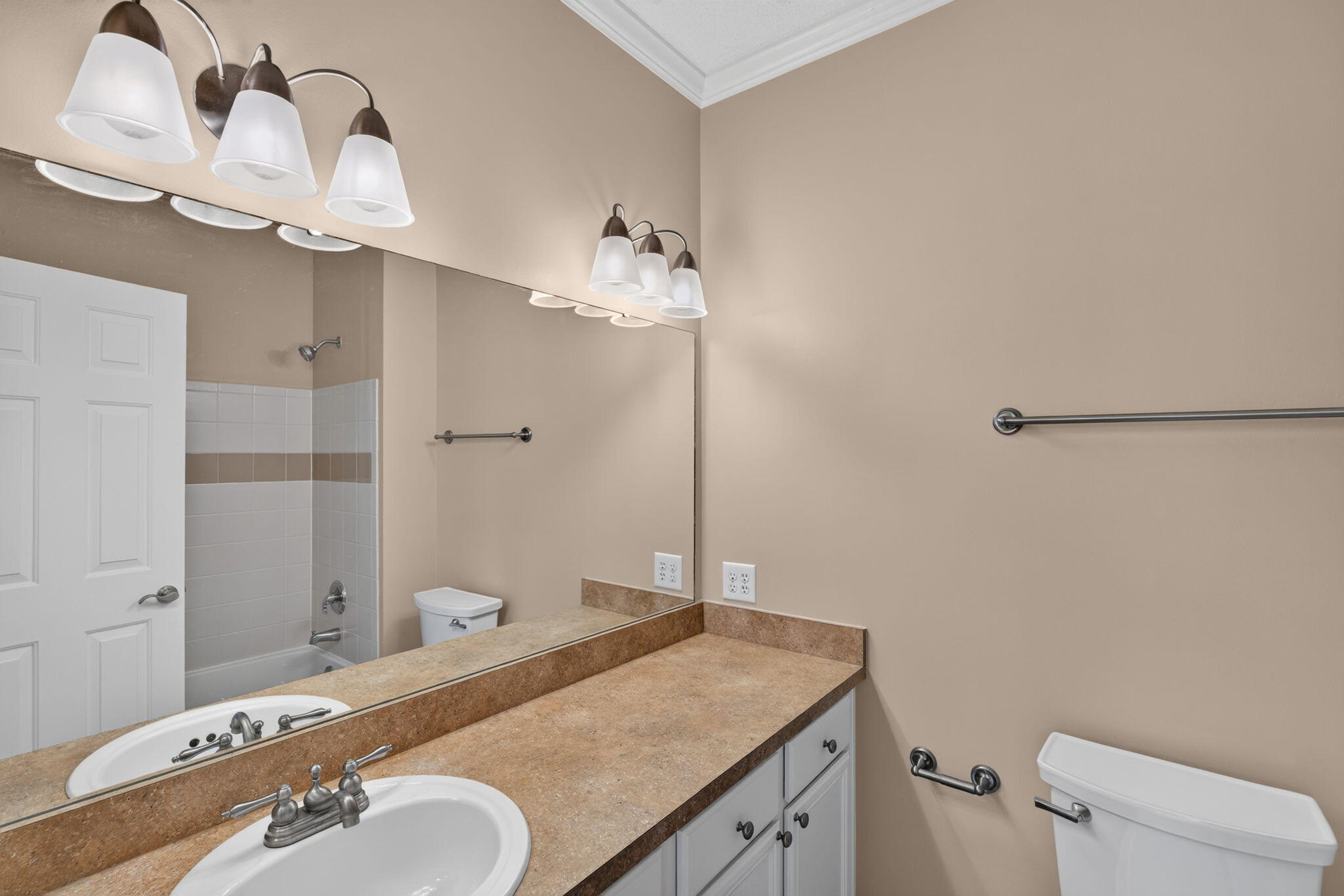 45 Sycamore Avenue Apt 836