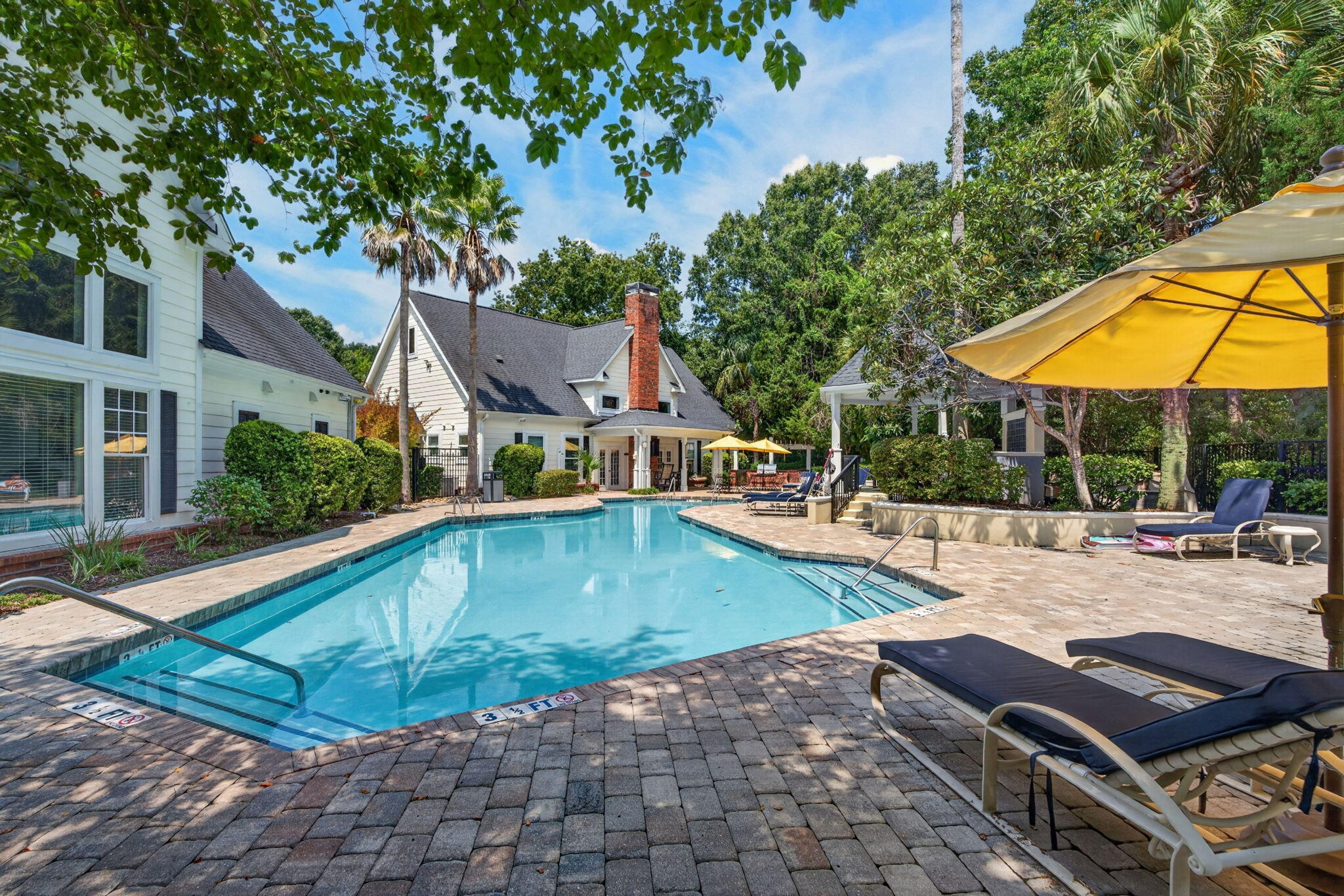 45 Sycamore Avenue Apt 836