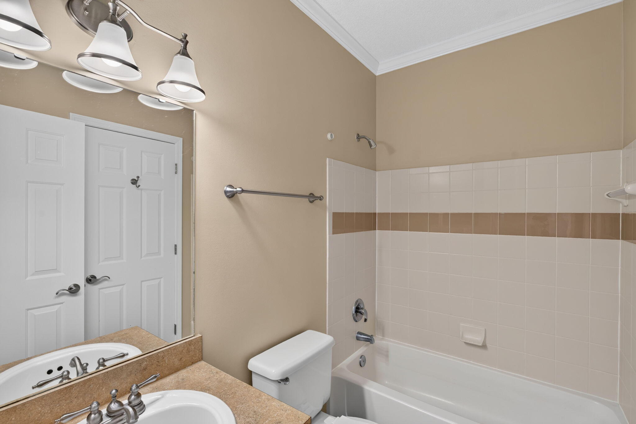 45 Sycamore Avenue Apt 836
