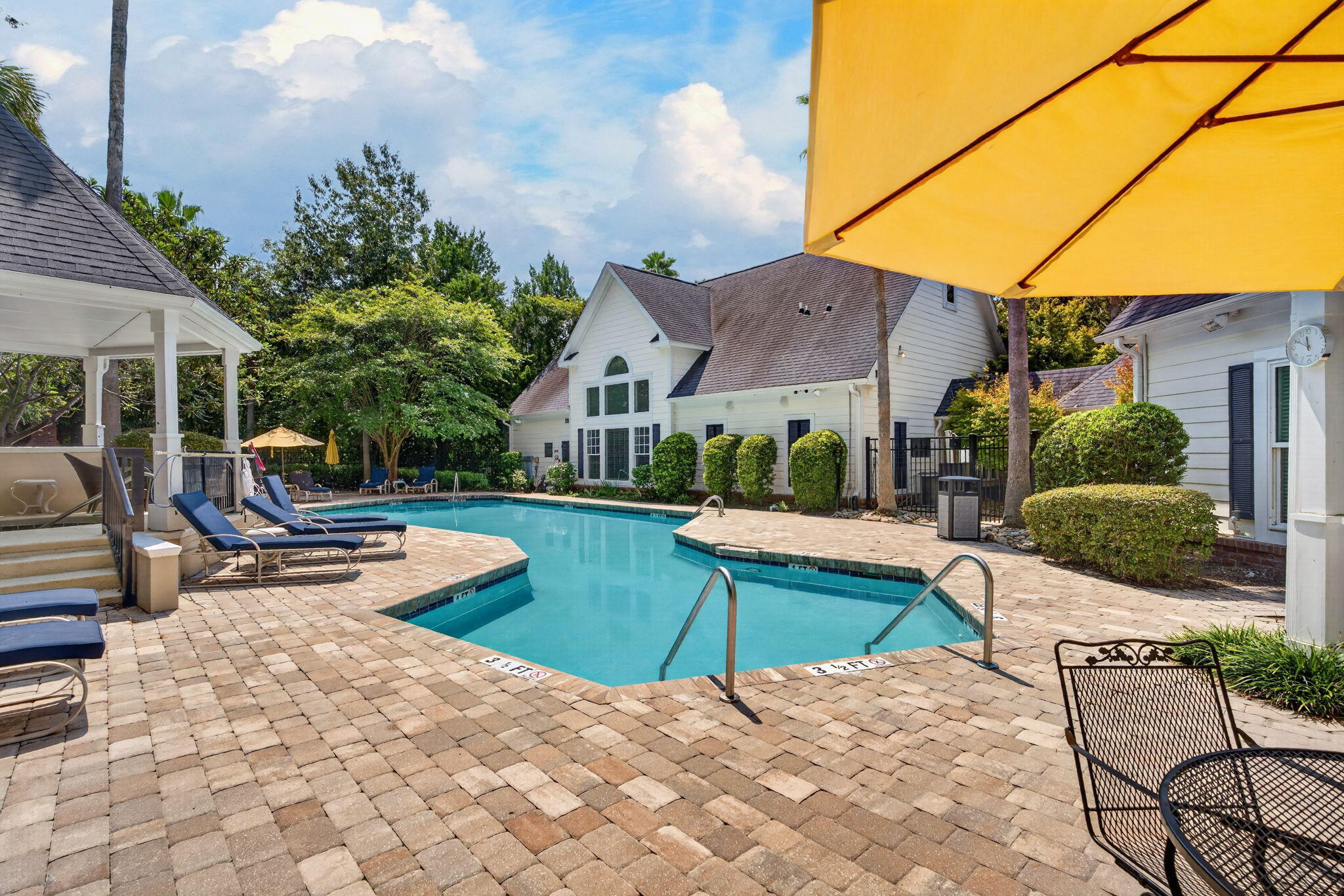 45 Sycamore Avenue Apt 836