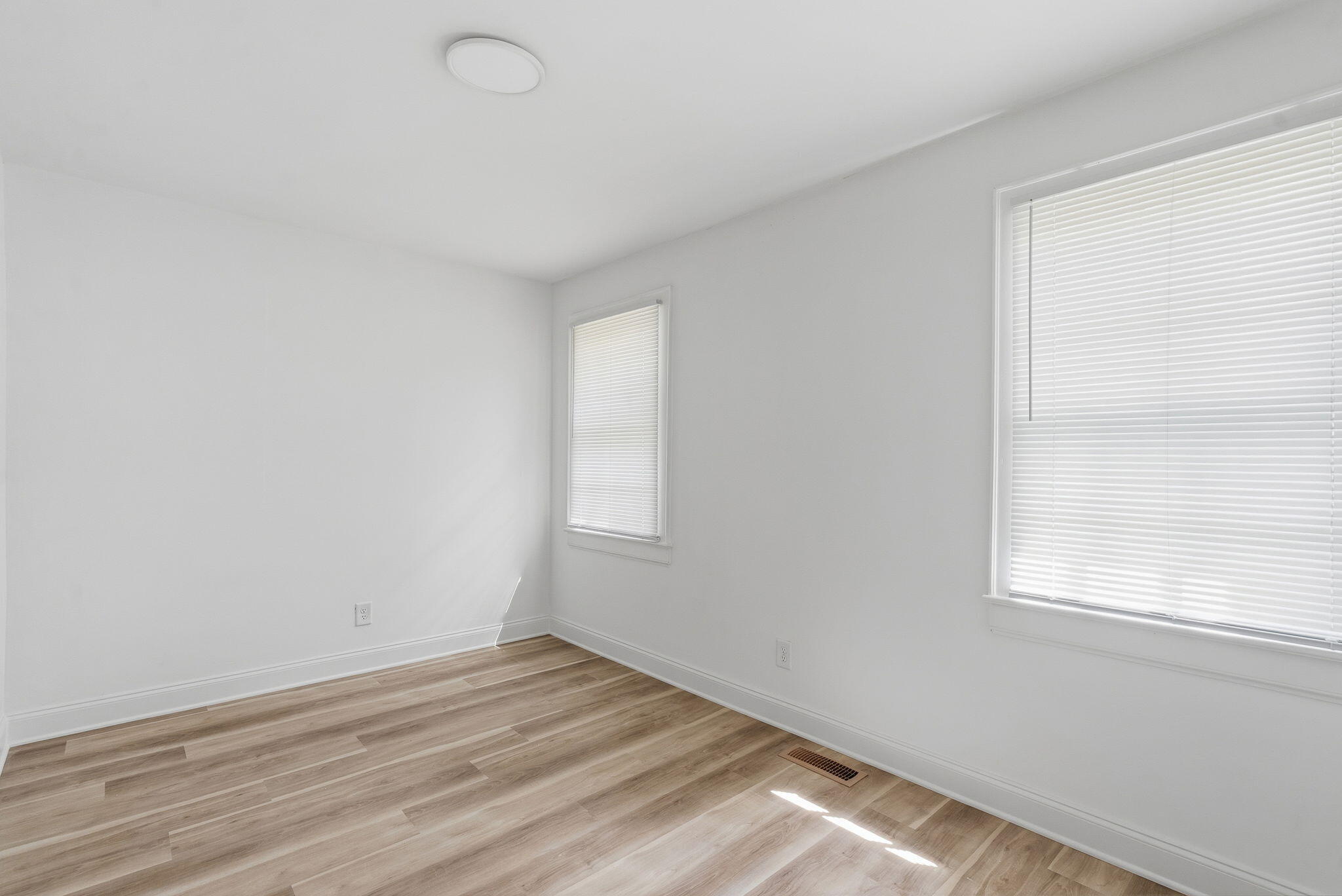 2129 Thornlee Drive