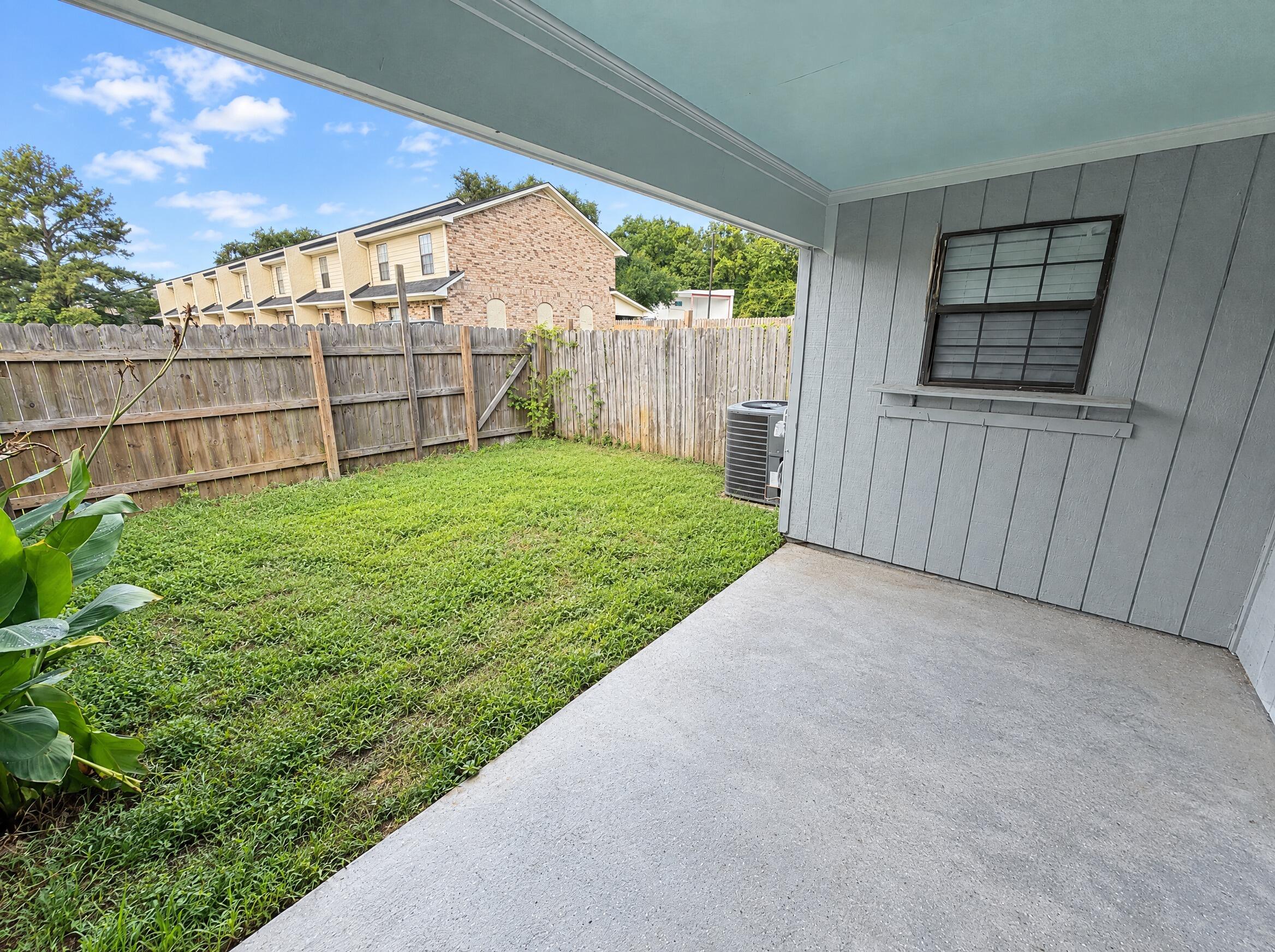 5769 Dewsbury Lane