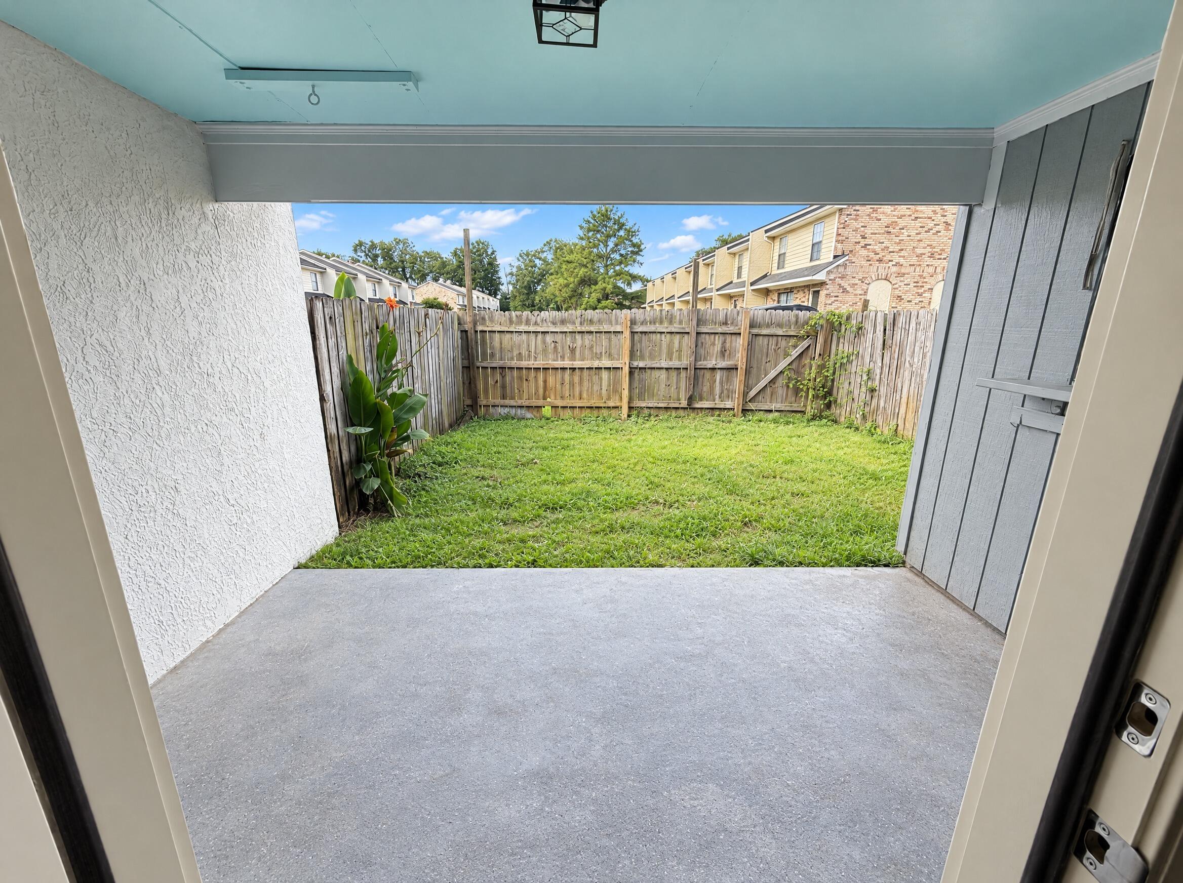5769 Dewsbury Lane