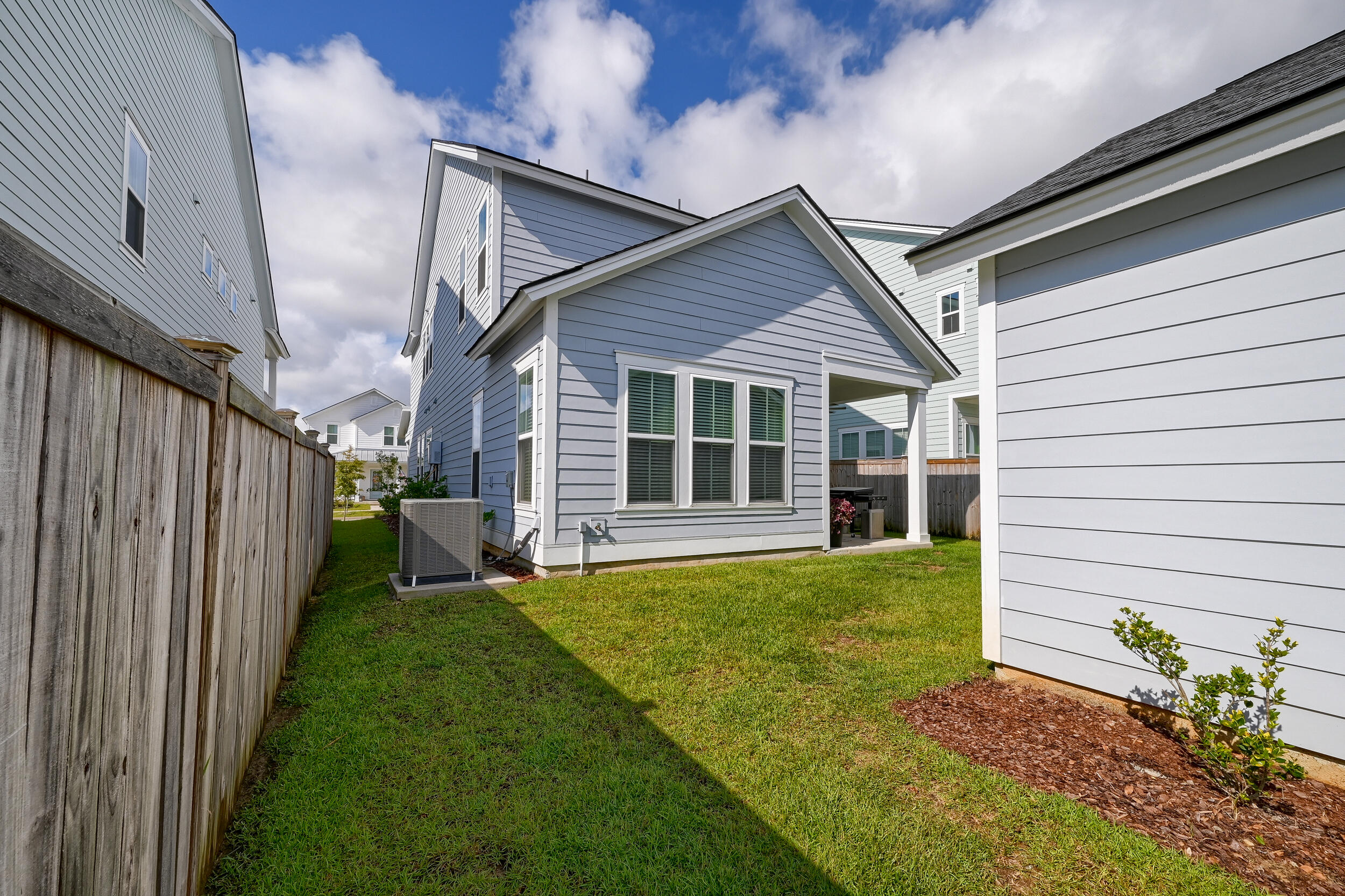 462 Woodgate Way