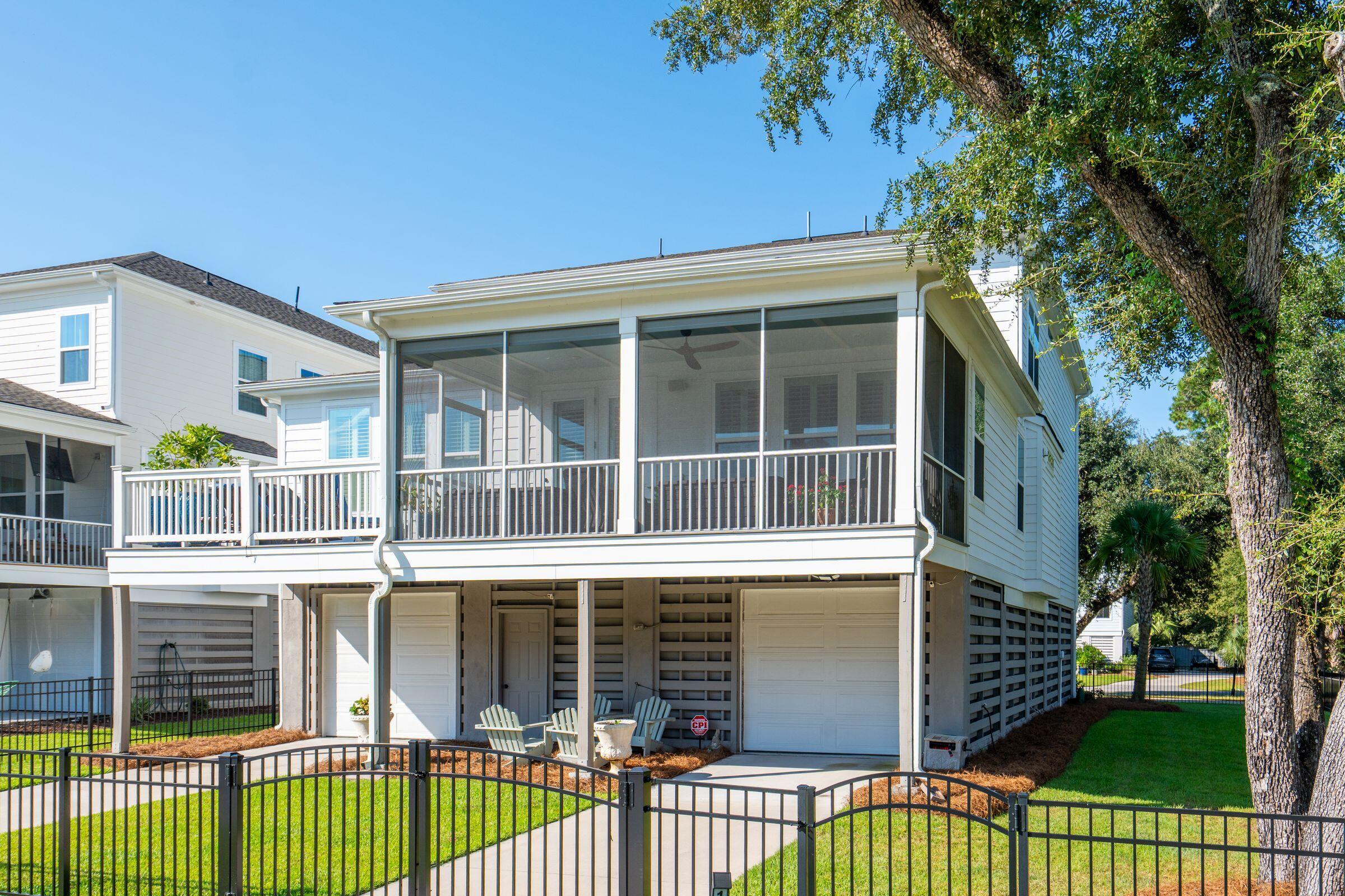 1534 N Lakeshore Drive