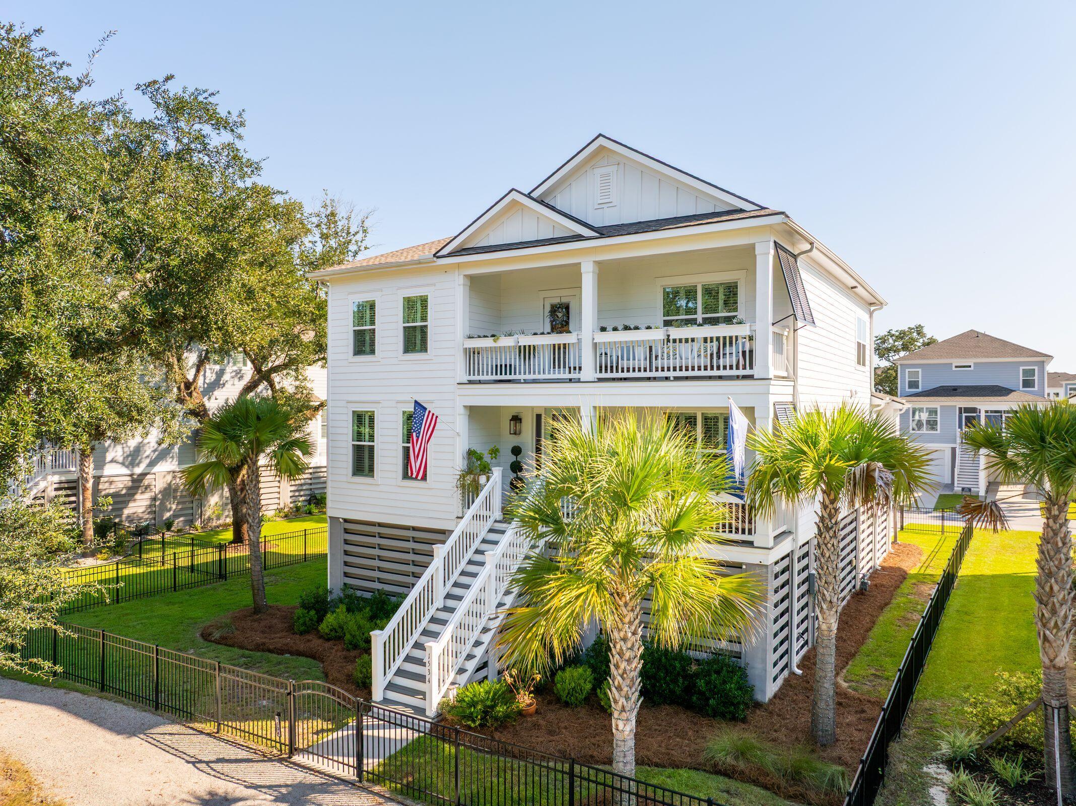 1534 N Lakeshore Drive