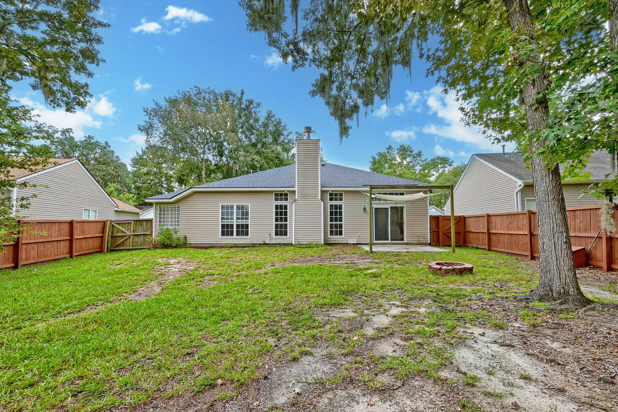 8608 Hickory Creek Court