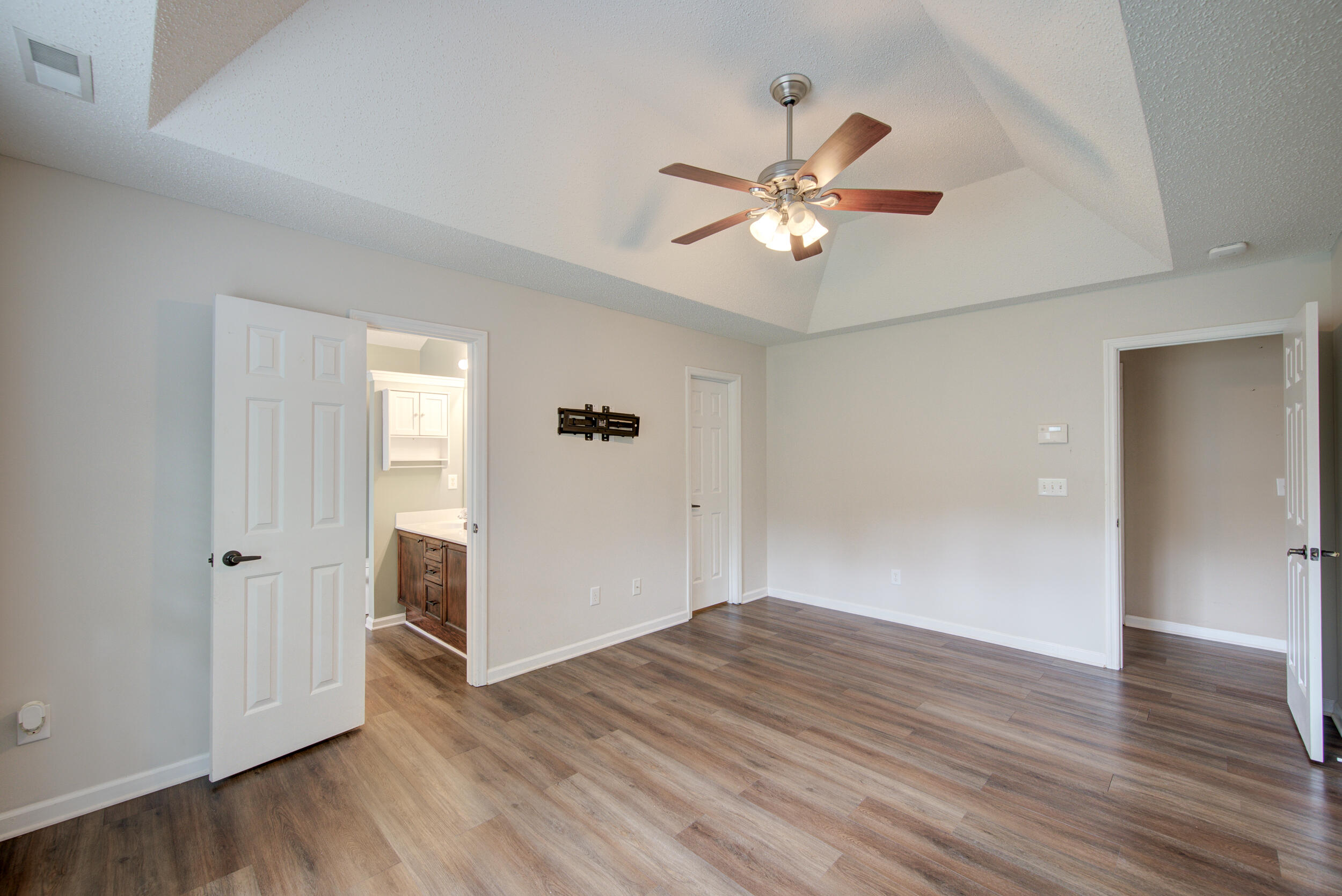 8608 Hickory Creek Court