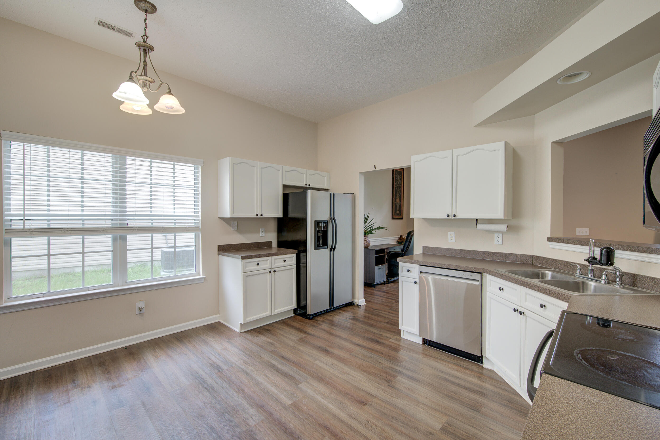 8608 Hickory Creek Court
