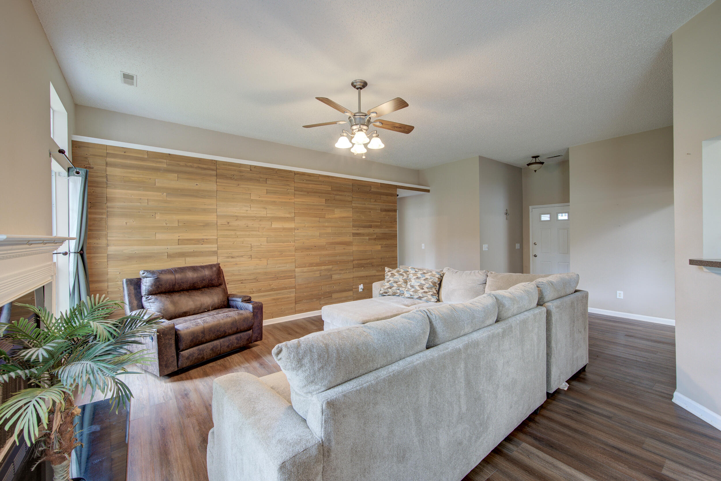 8608 Hickory Creek Court