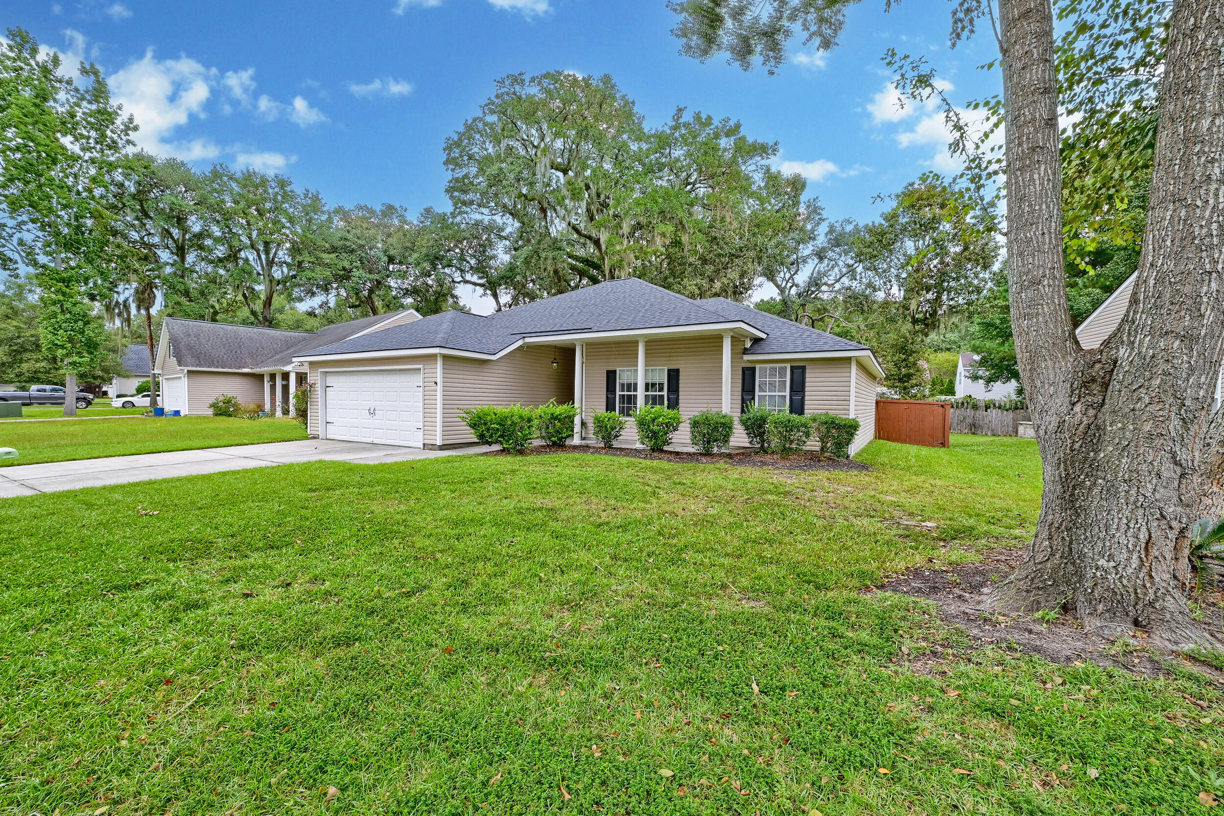 8608 Hickory Creek Court