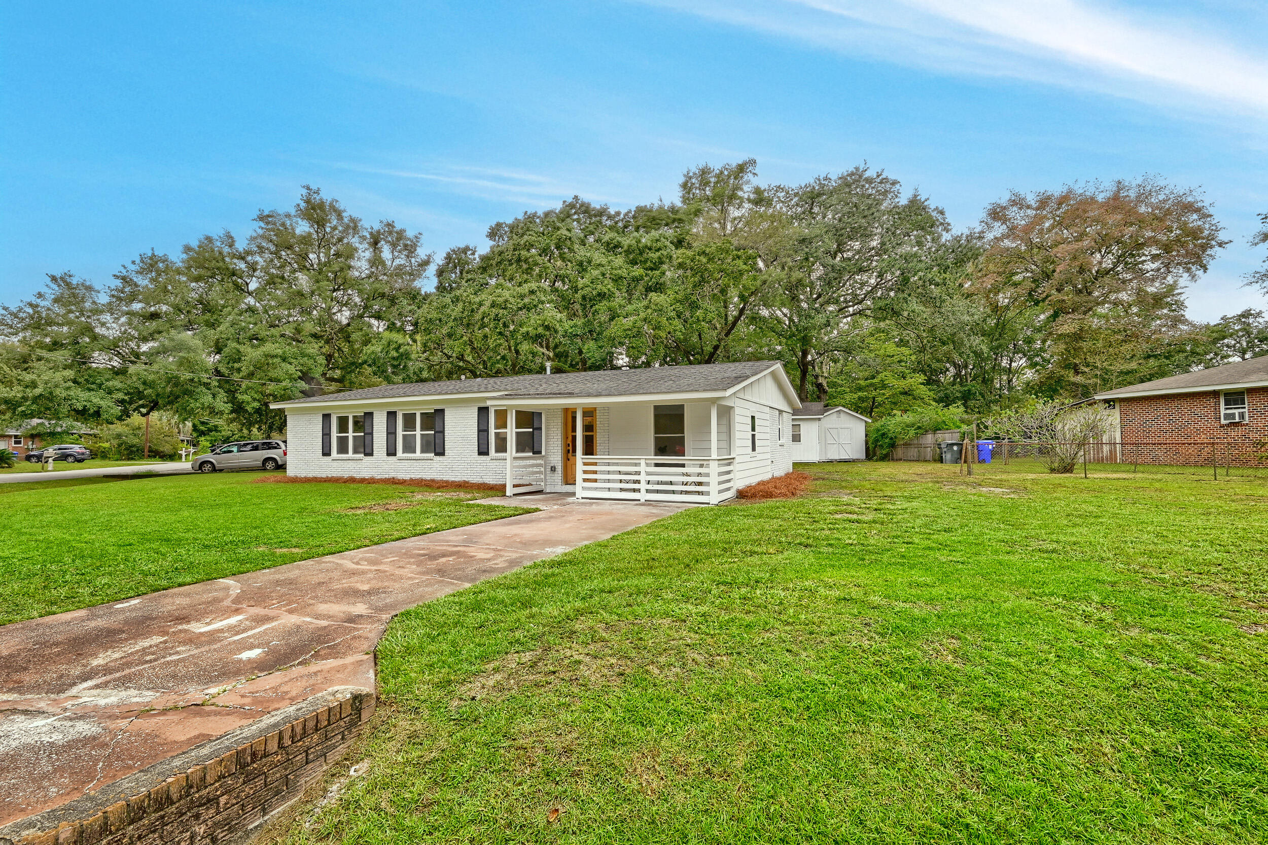 1472 Village Road