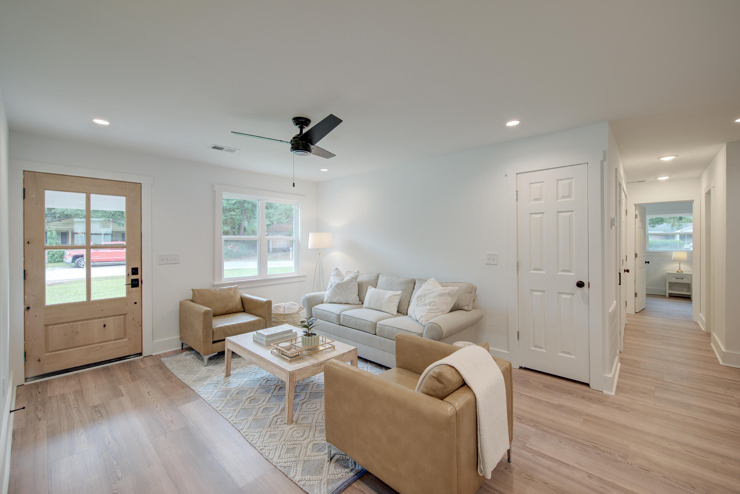1472 Village Road