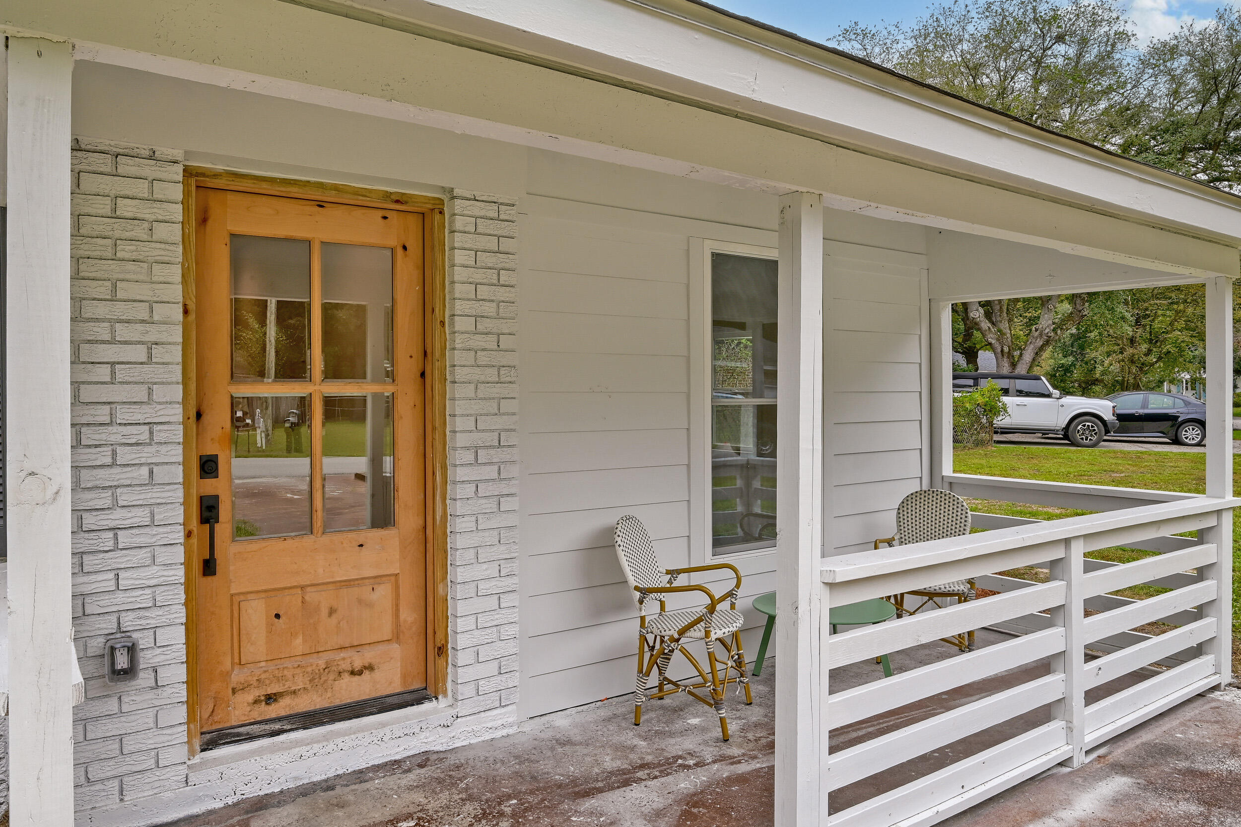 1472 Village Road