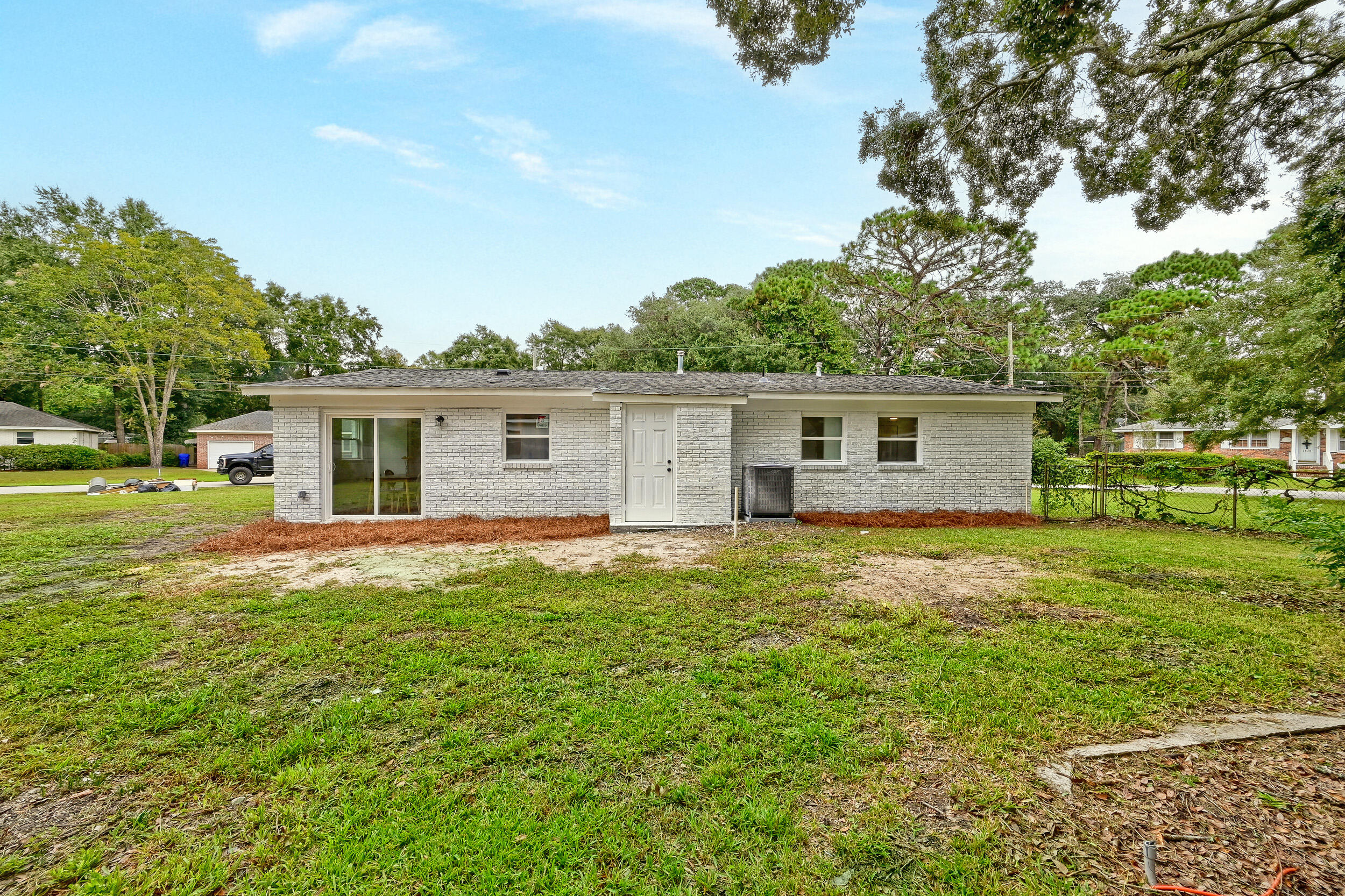 1472 Village Road