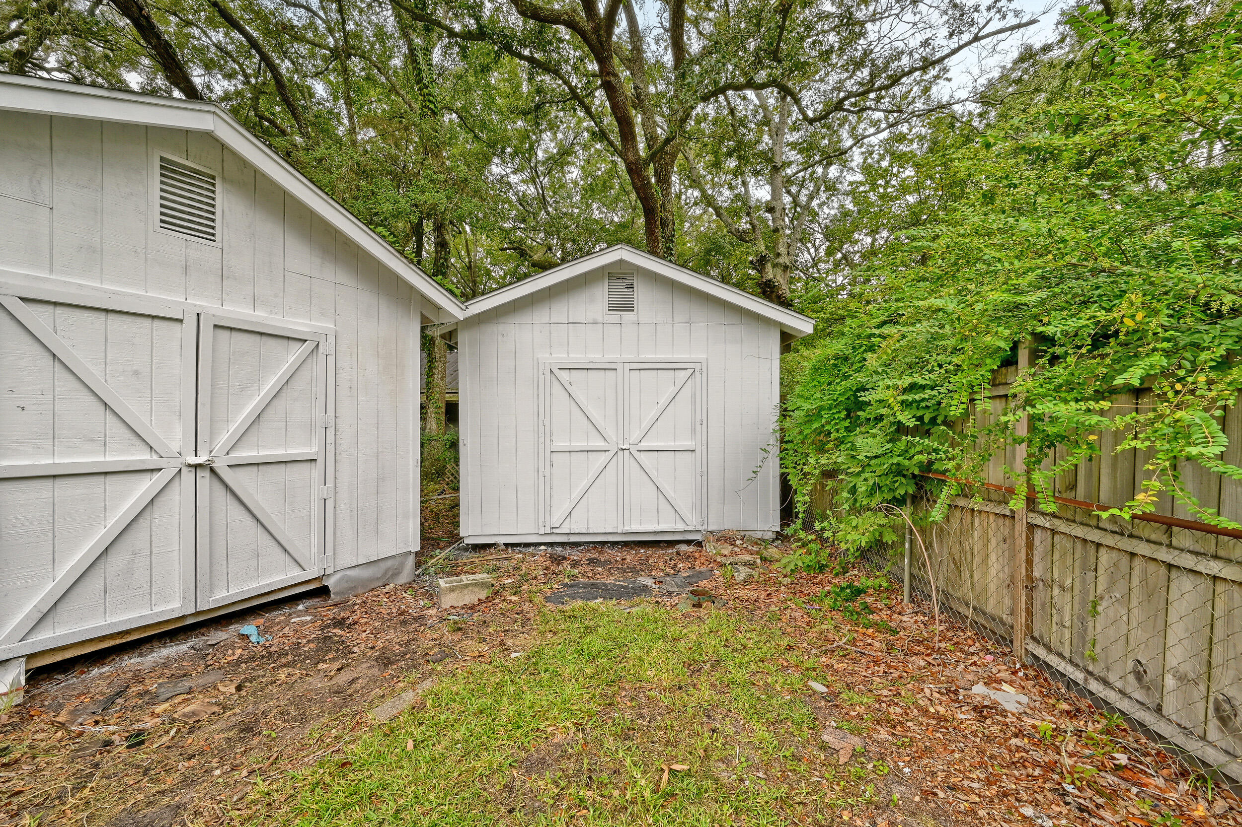 1472 Village Road