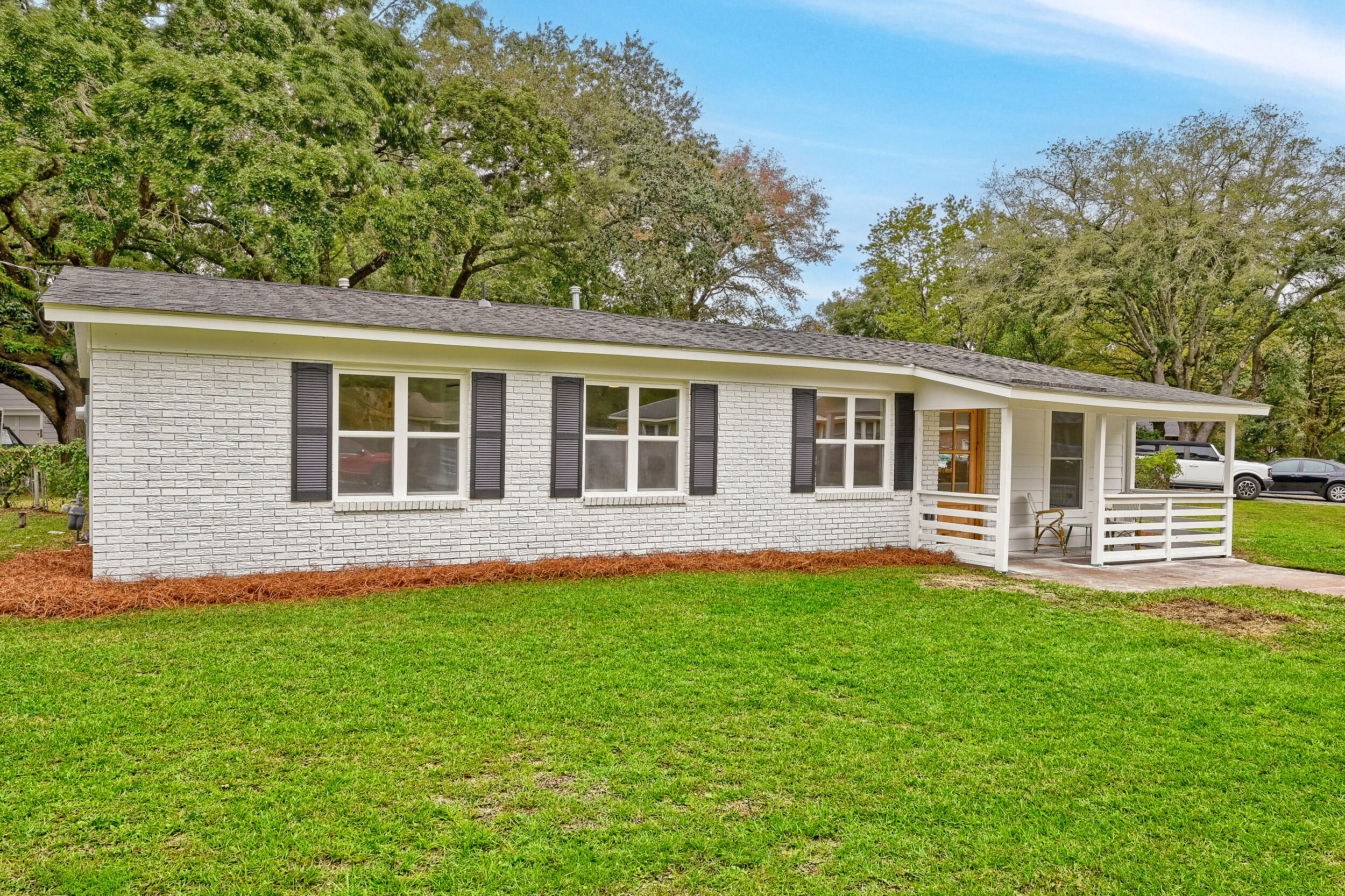 1472 Village Road