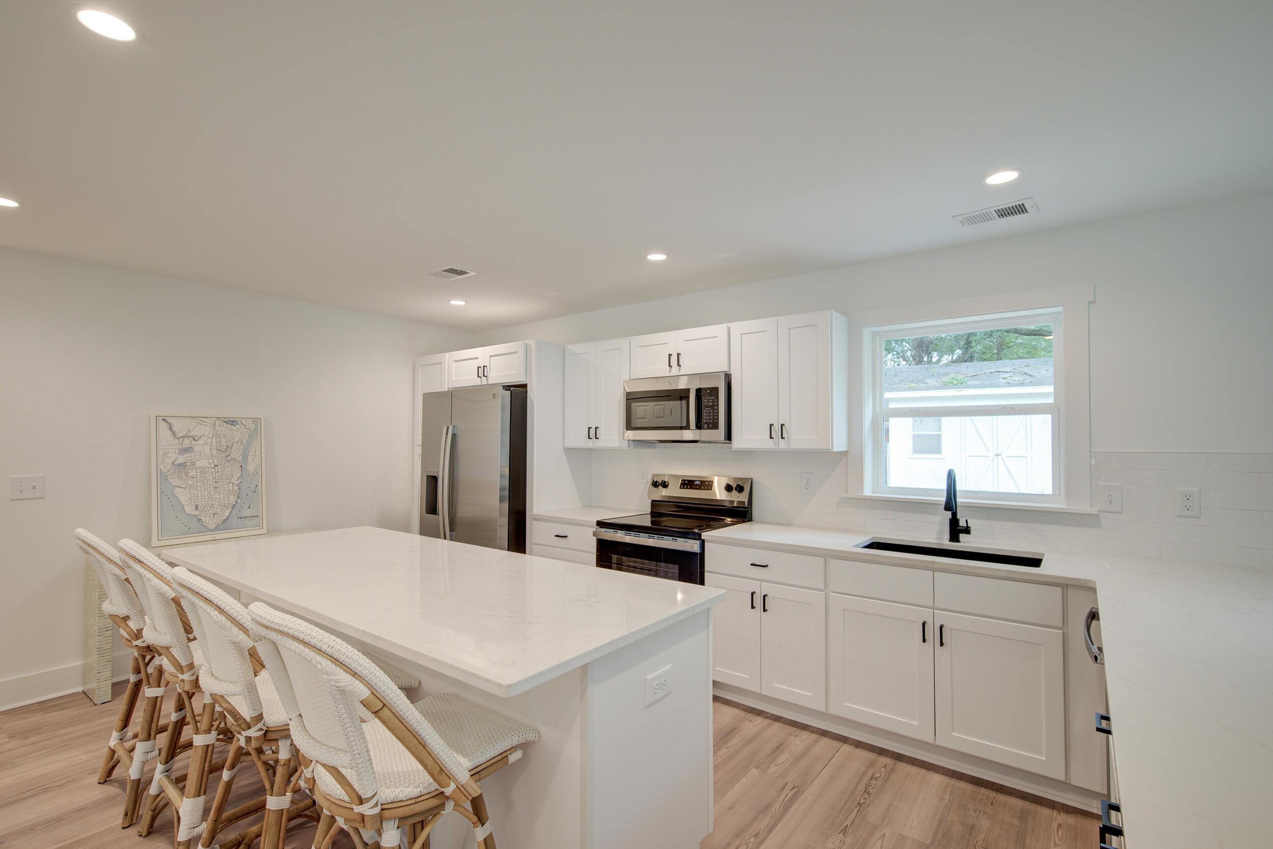 1472 Village Road