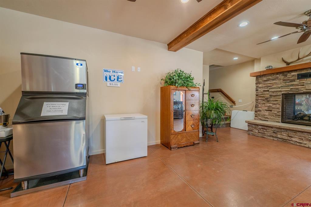 350 E Grand Avenue