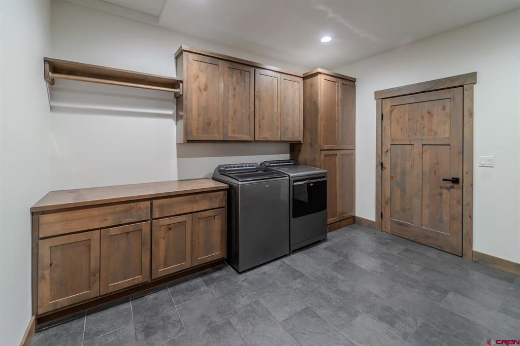 1700 Thoroughbred Road