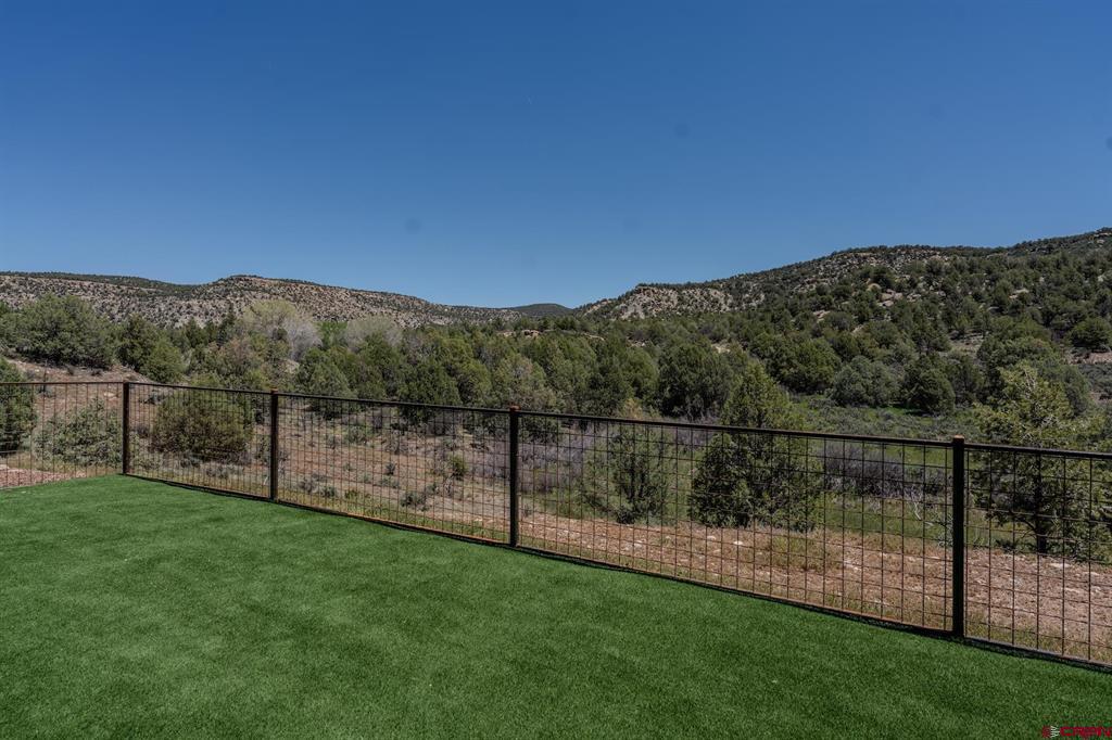 1700 Thoroughbred Road