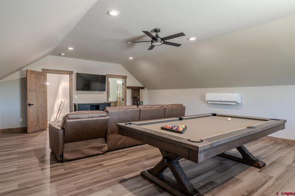 1700 Thoroughbred Road