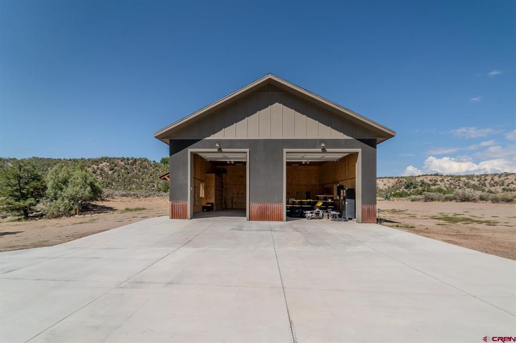 1700 Thoroughbred Road