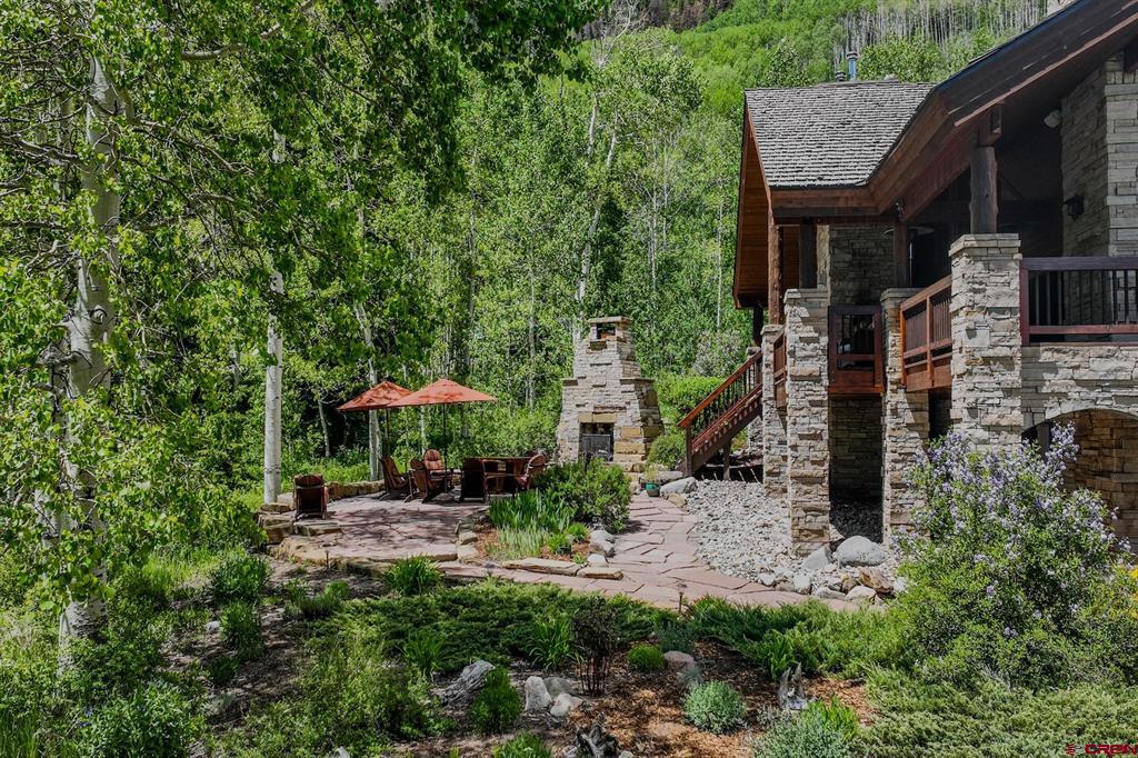 123 Falcon Ridge Road