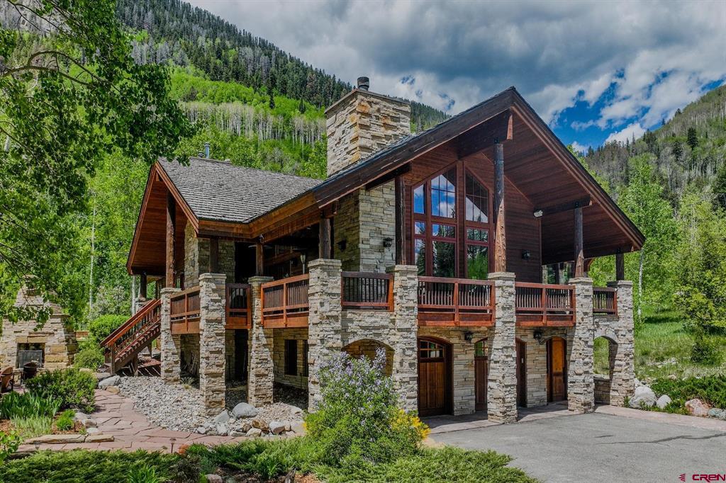 123 Falcon Ridge Road