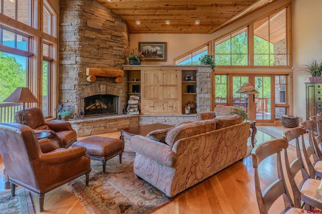 123 Falcon Ridge Road