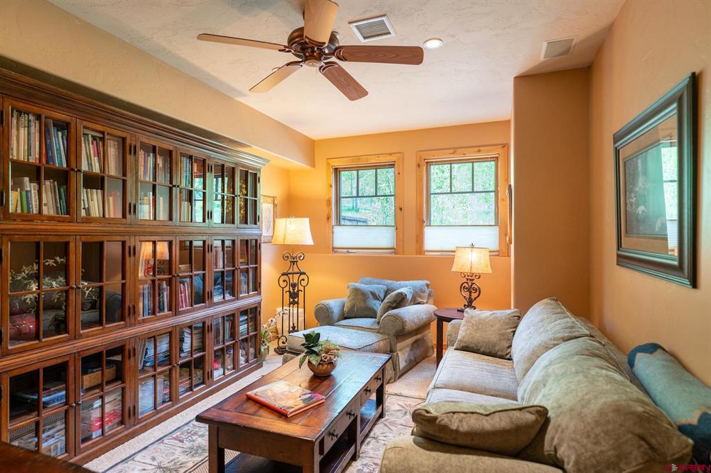 123 Falcon Ridge Road