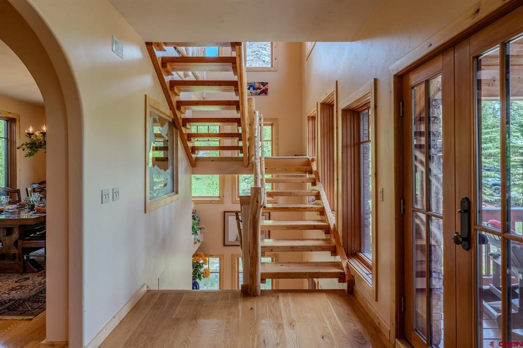 123 Falcon Ridge Road
