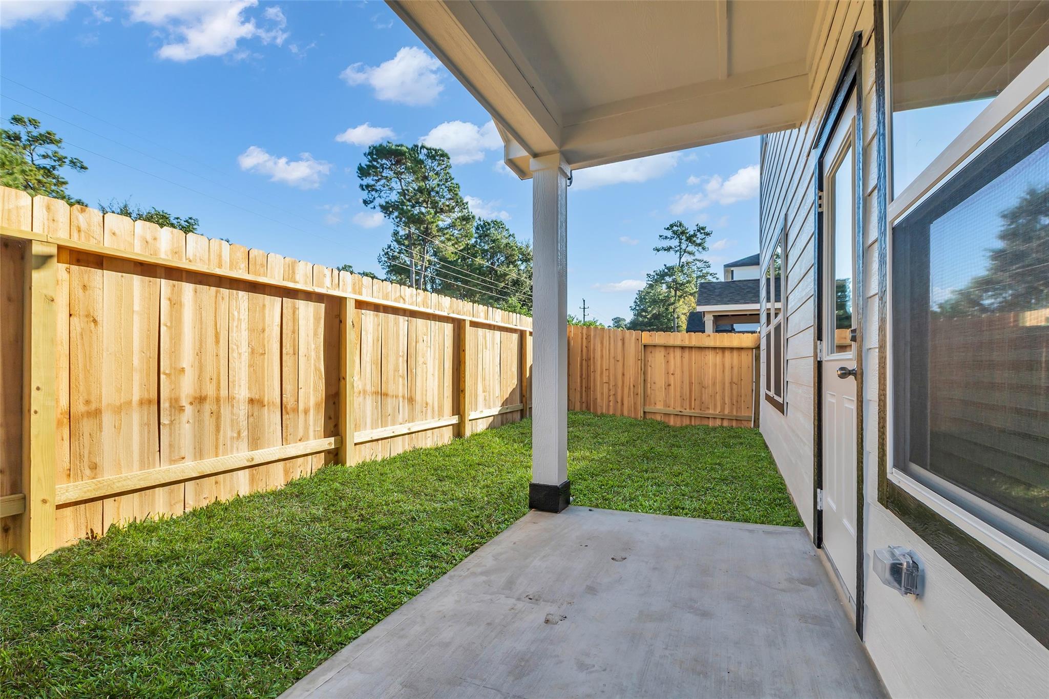 8550 Blueberry Ash Street