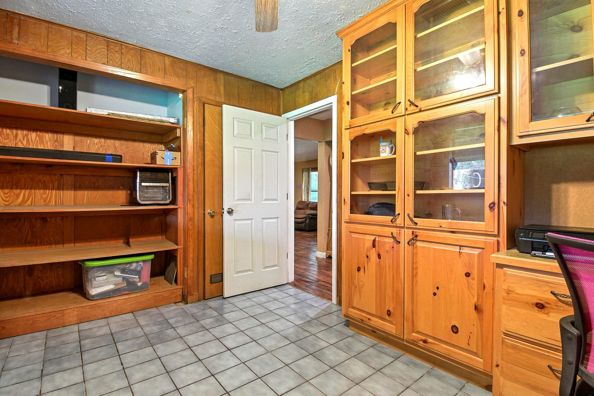 13905 Henry Harris Road