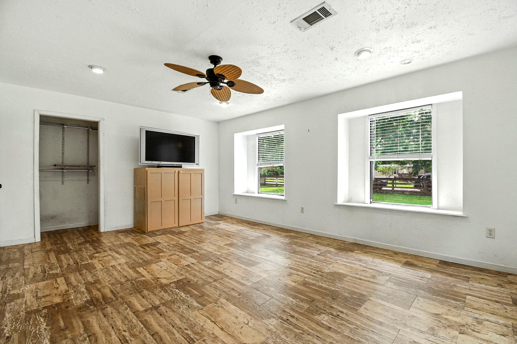 13905 Henry Harris Road