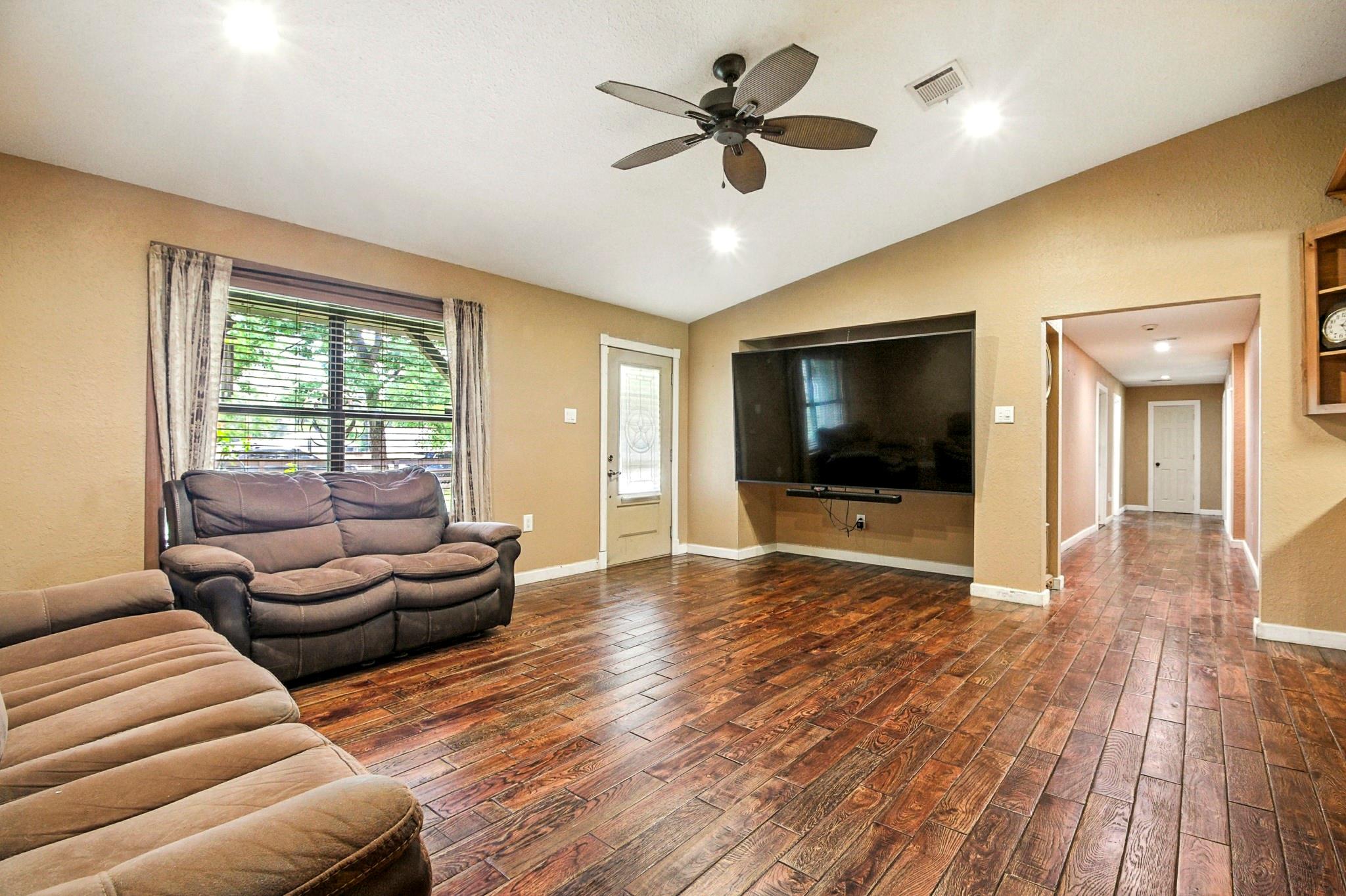 13905 Henry Harris Road