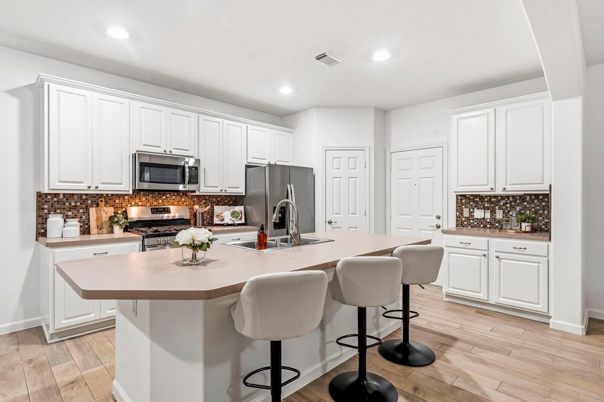 103 Ledgestone Place
