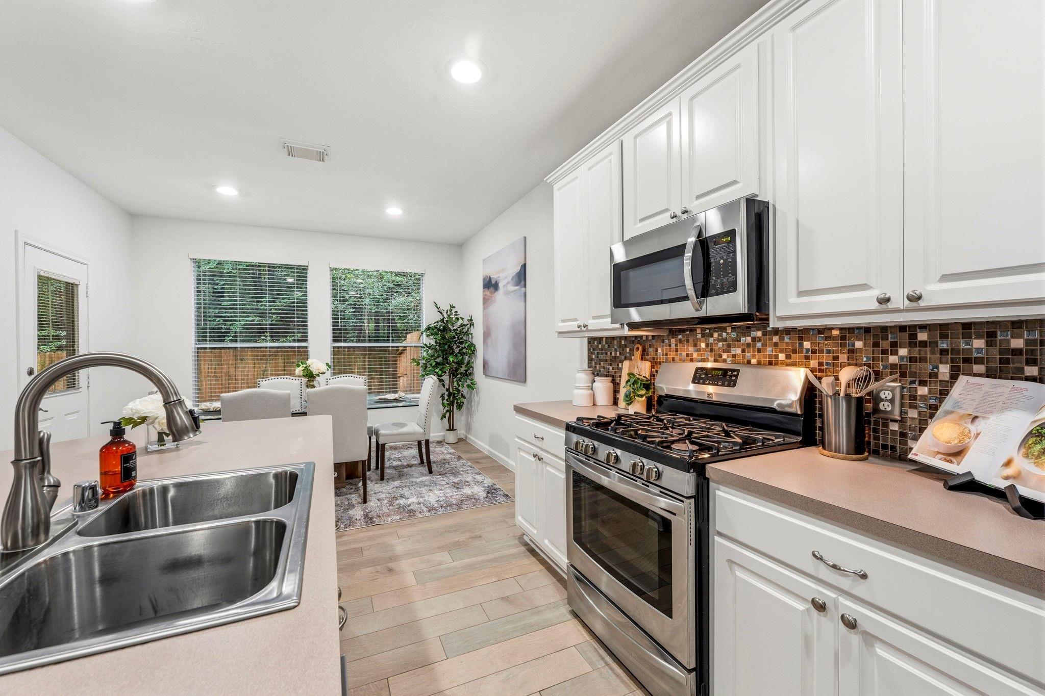 103 Ledgestone Place