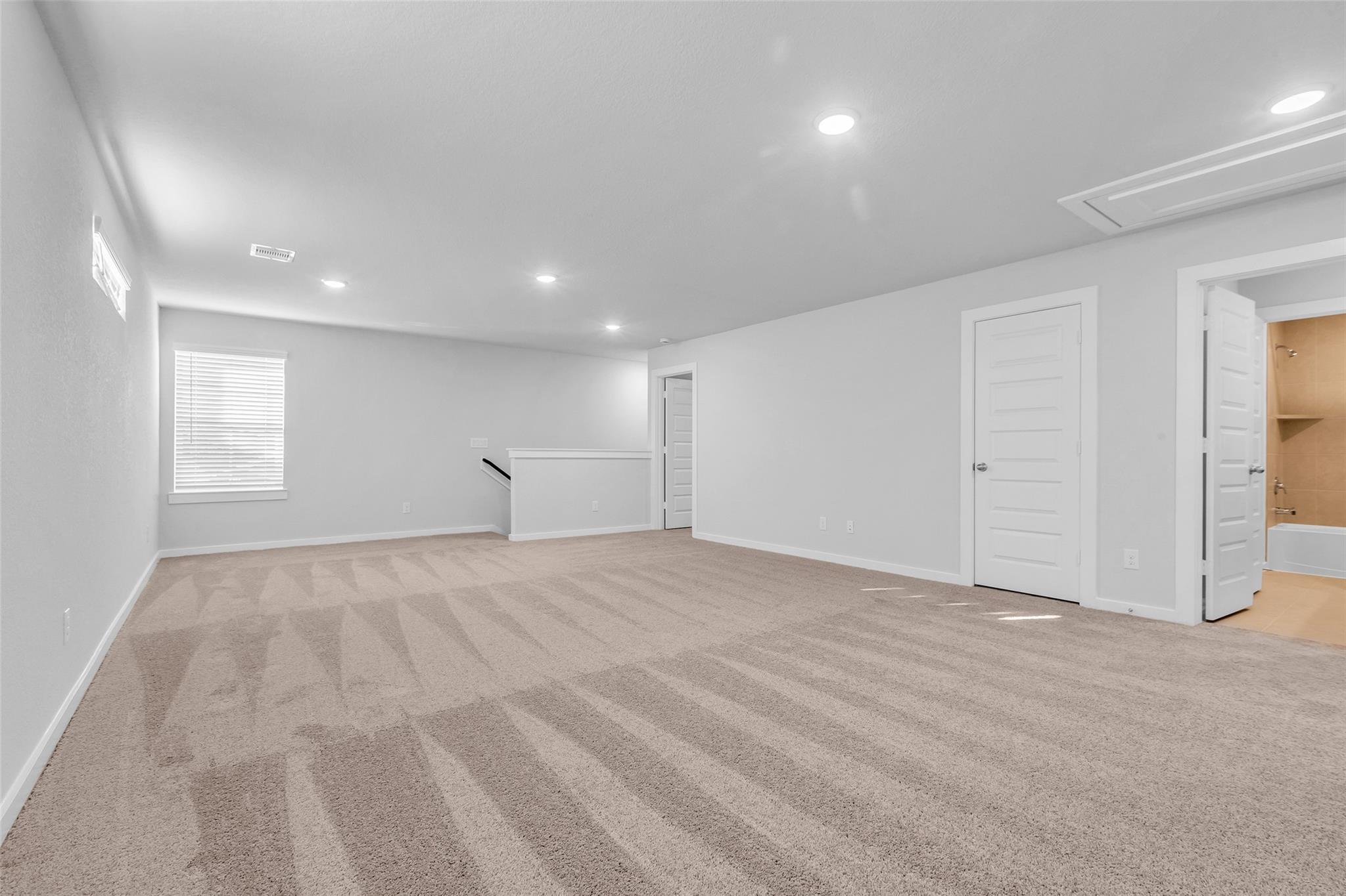 8562 Blueberry Ash Street