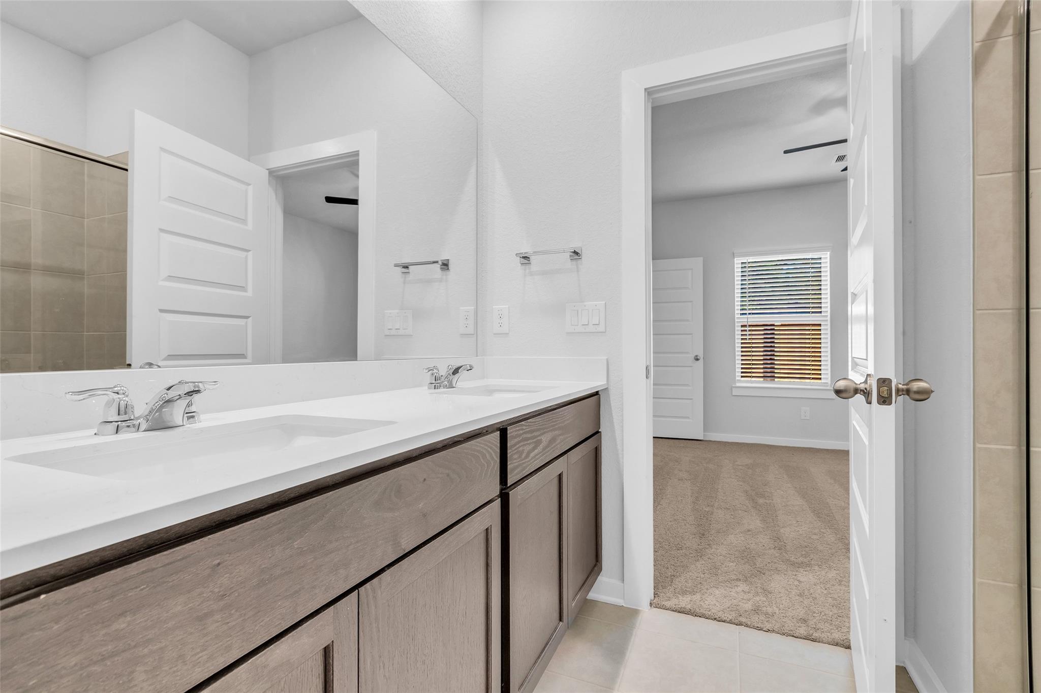 8562 Blueberry Ash Street