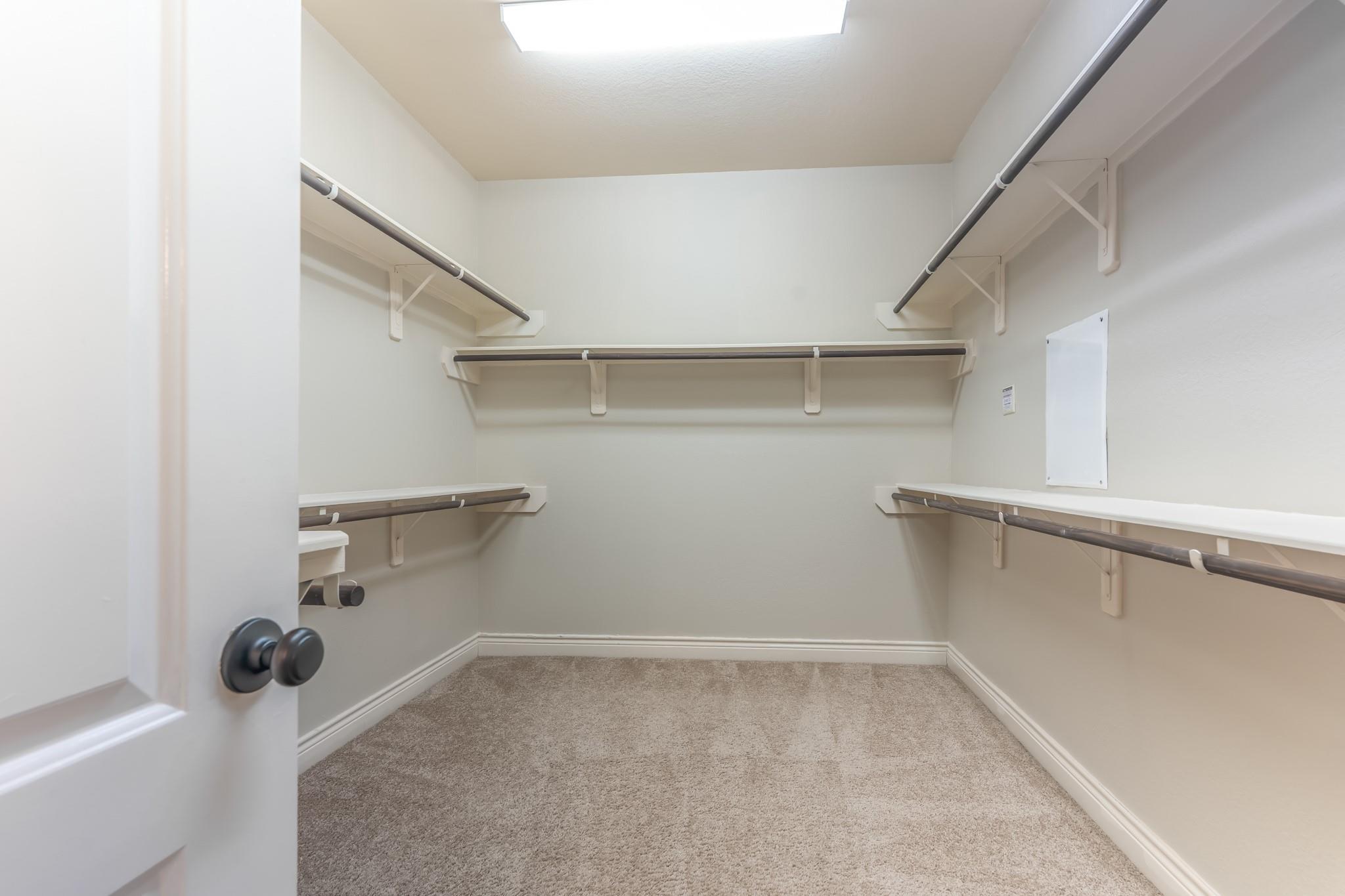 118 N Greatwood Glen Place