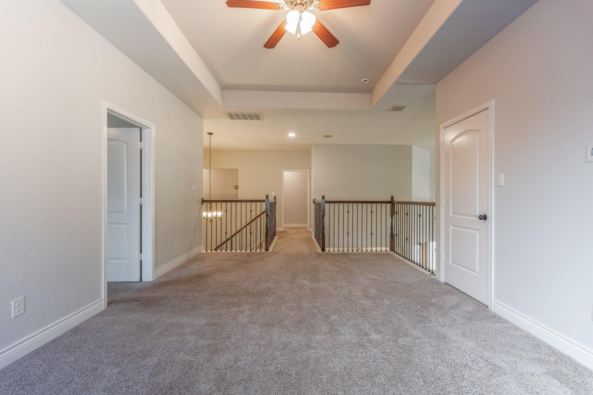 118 N Greatwood Glen Place